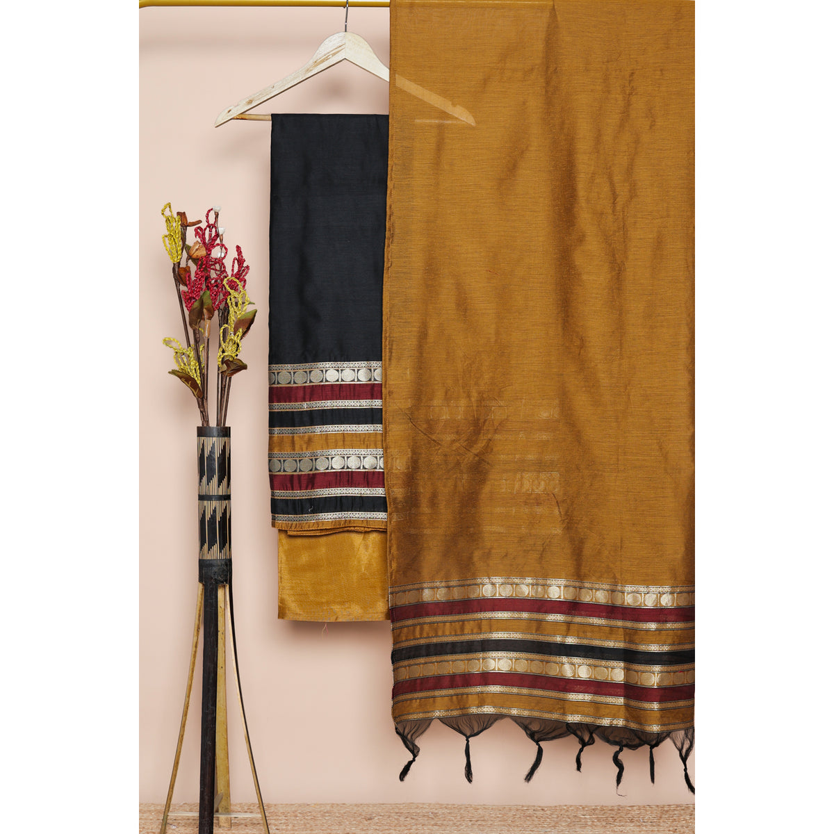 NARAYANPET JACQUARD SILK SUIT SET