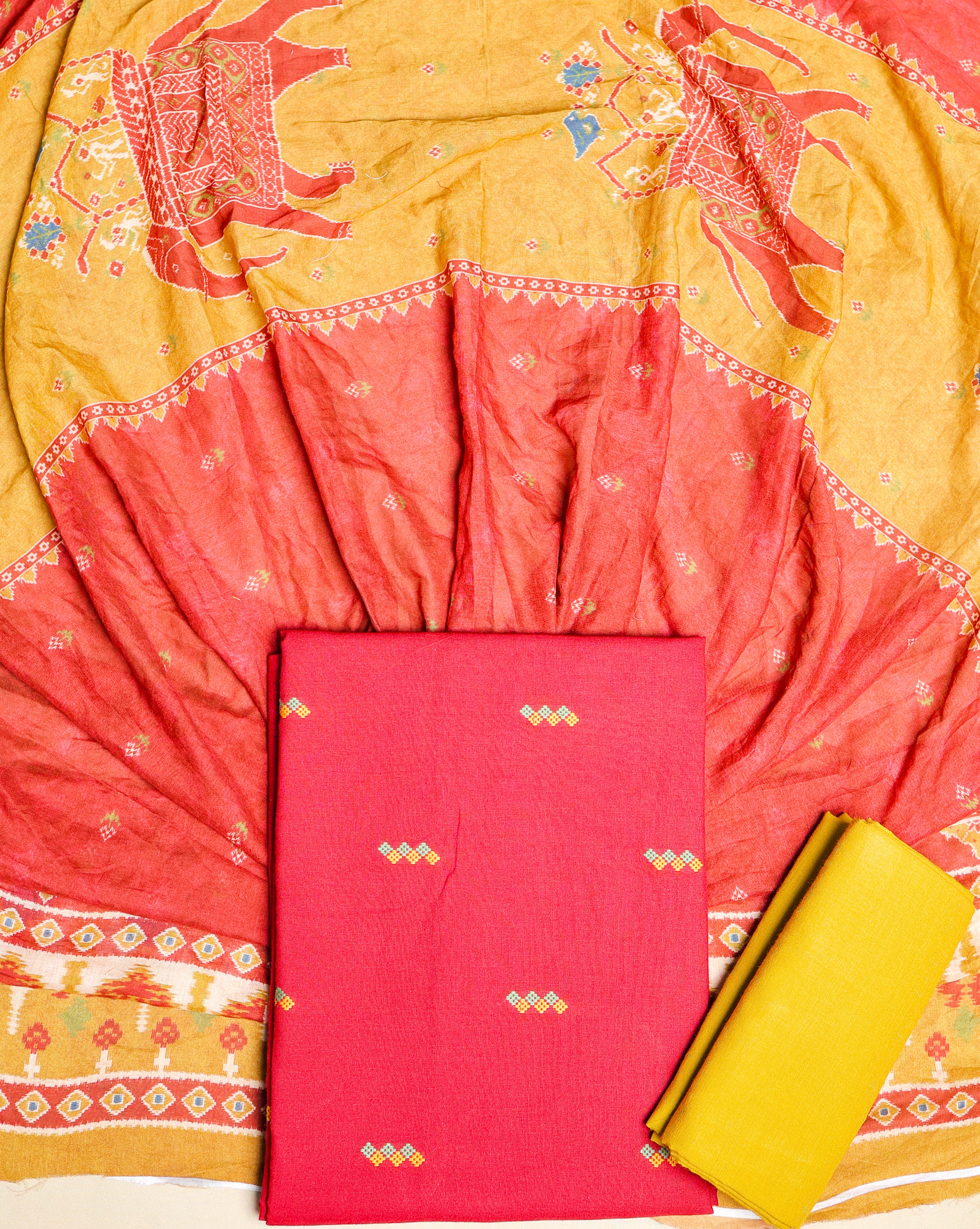 PURE COTTON HANDLOOM SUIT SET