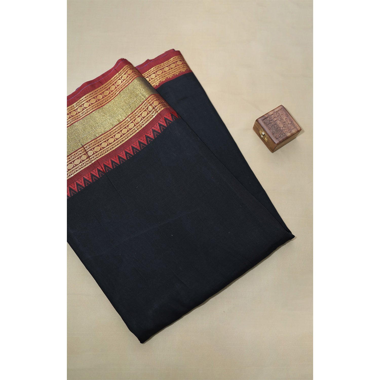 HANDLOOM COTTON NARAYANPET BORDER FABRIC