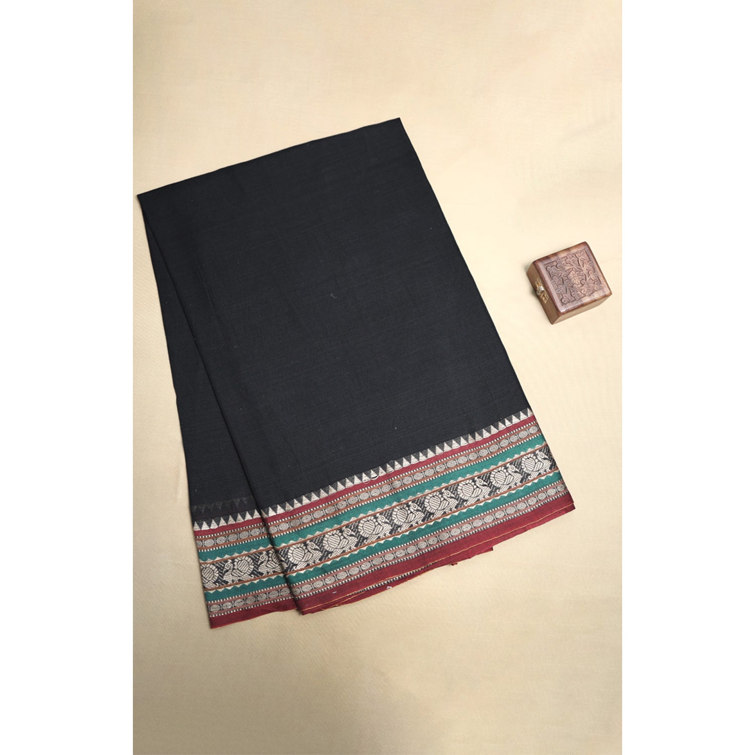 HANDLOOM COTTON NARAYANPET BORDER FABRIC