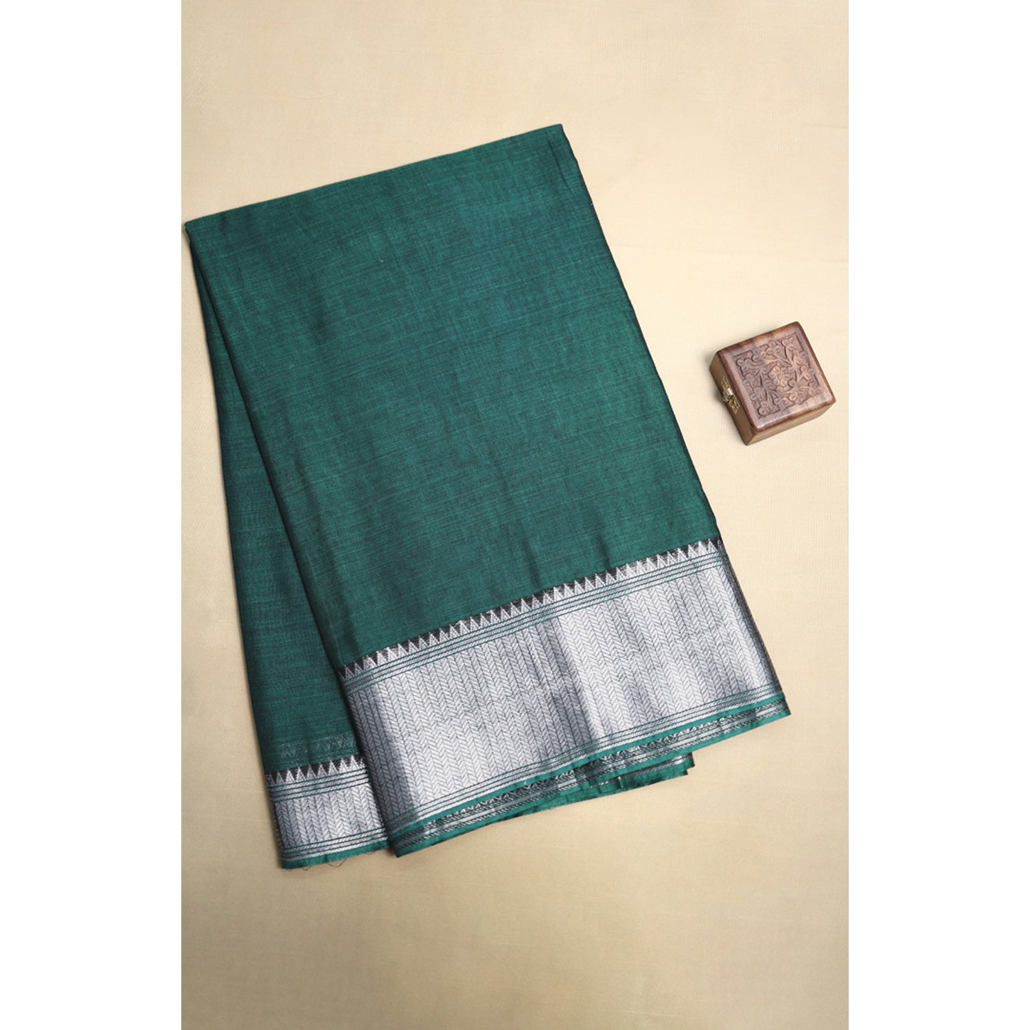 HANDLOOM COTTON NARAYANPET BORDER FABRIC