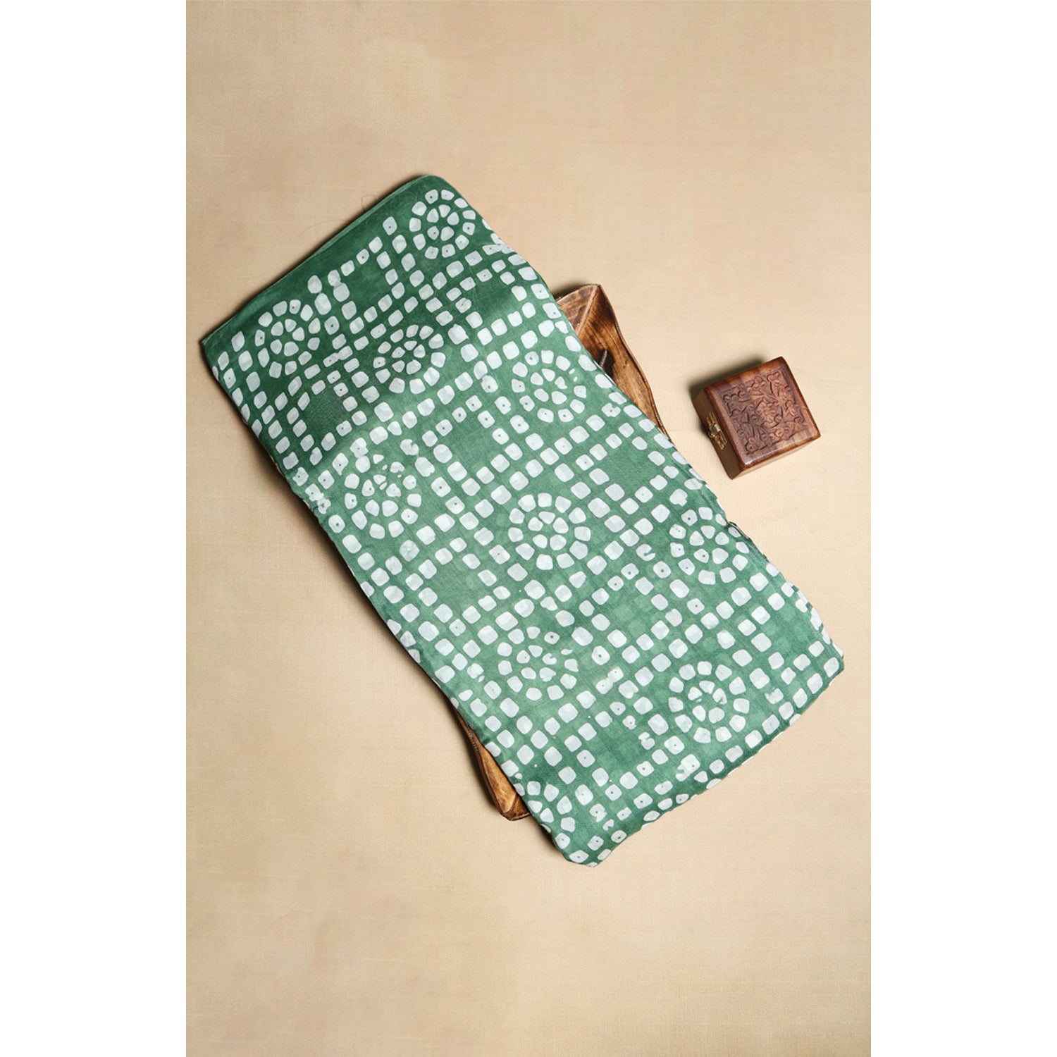 MUSLIN BATIK PRINTED FABRIC
