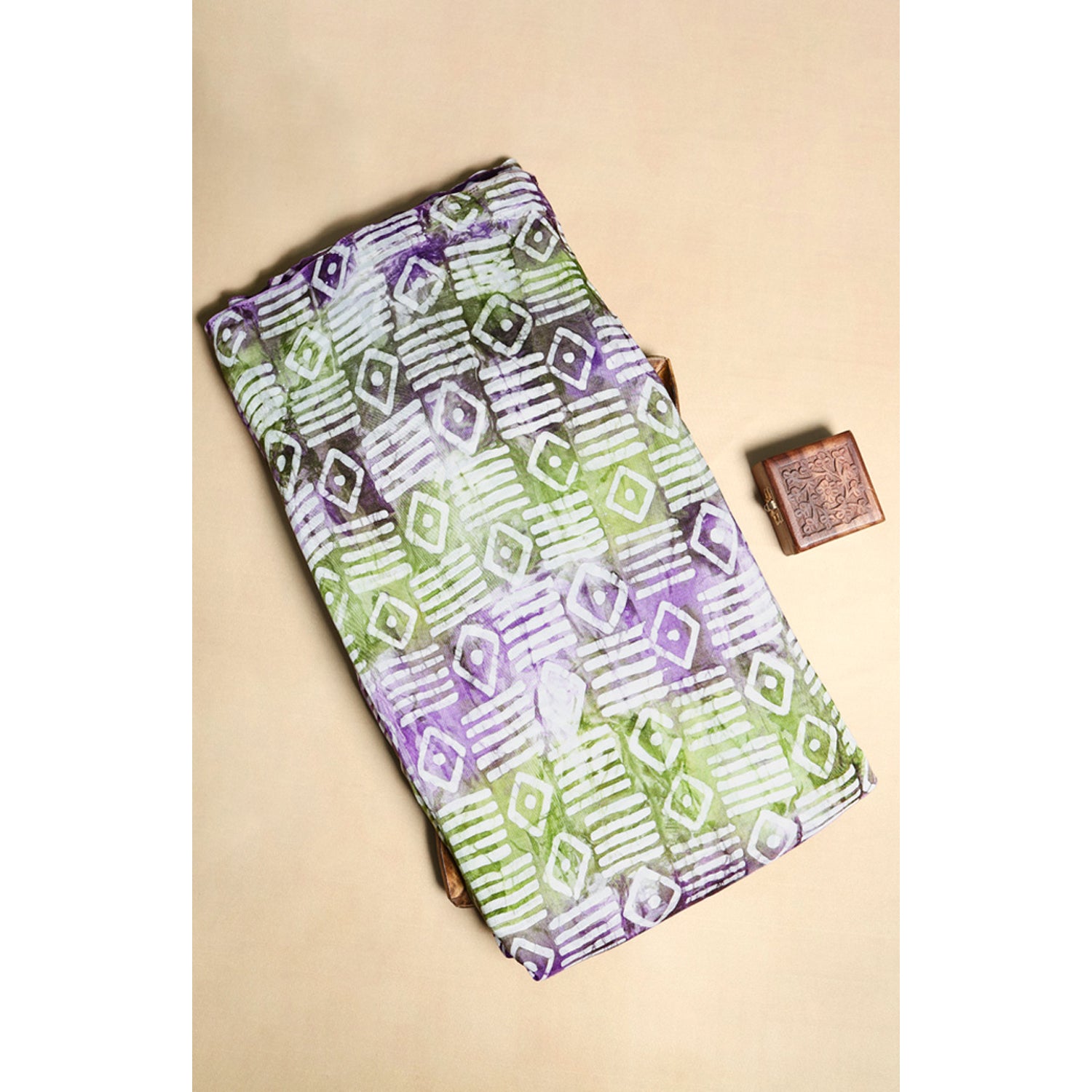 MUSLIN BATIK PRINTED FABRIC