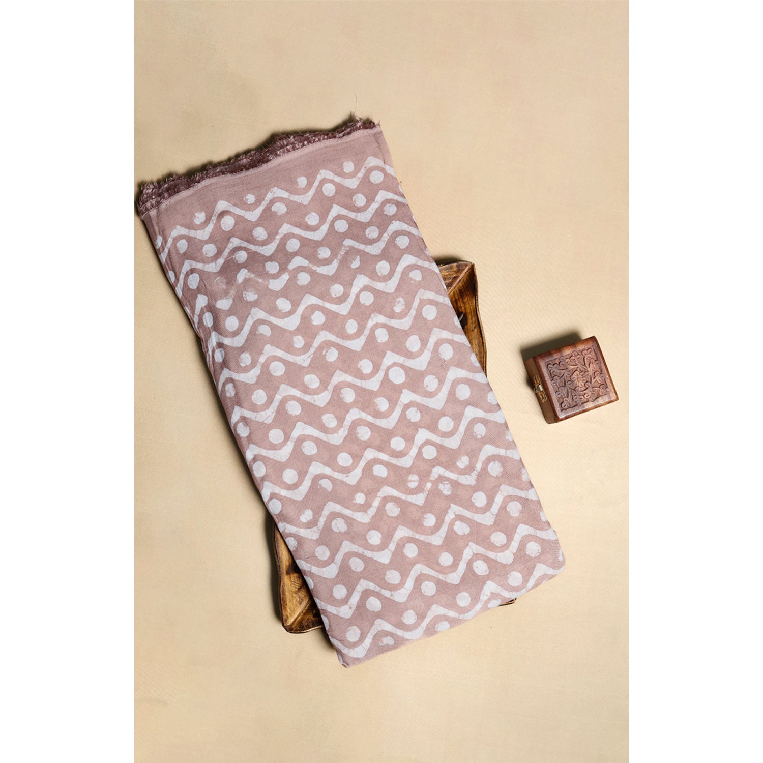 MUSLIN BATIK PRINTED FABRIC