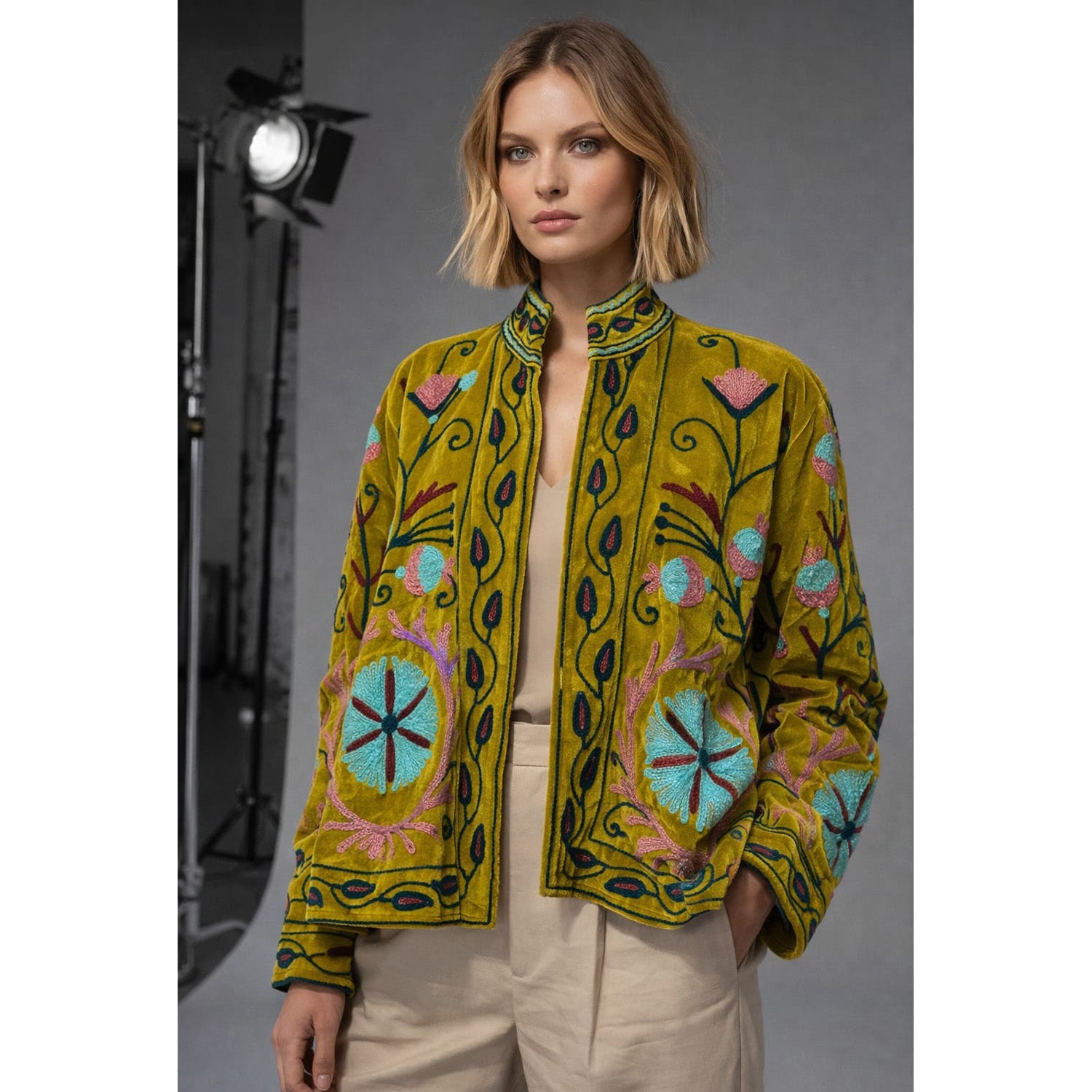 EMBROIDERED VELVET JACKET