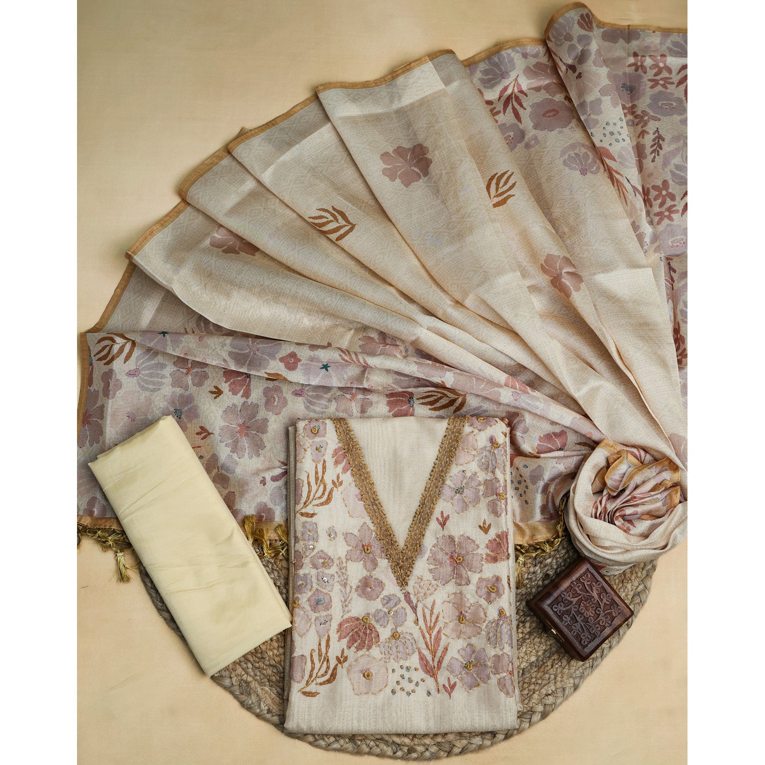 VISCOSE SILK HANDWORK SUIT SET