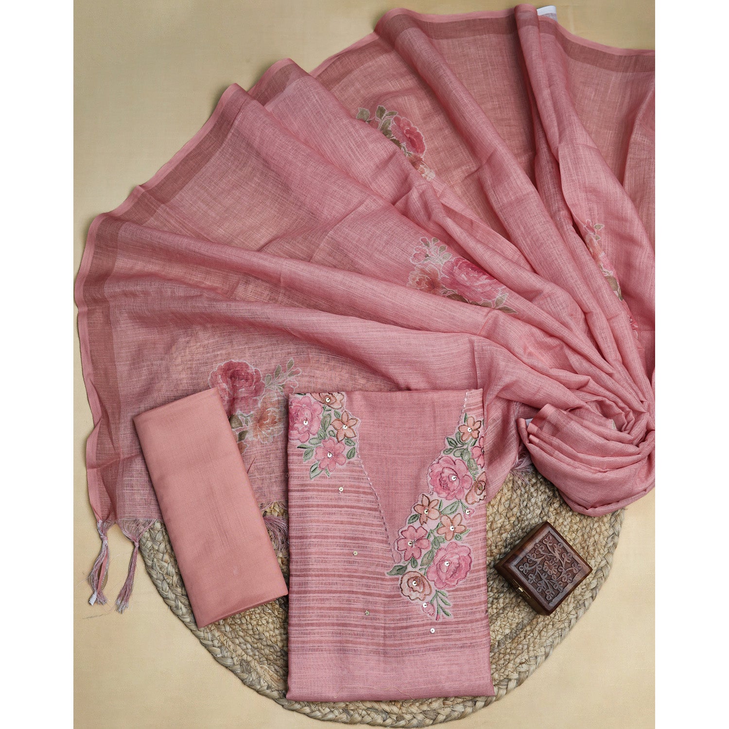 LINEN SILK EMBROIDERED SUIT SET