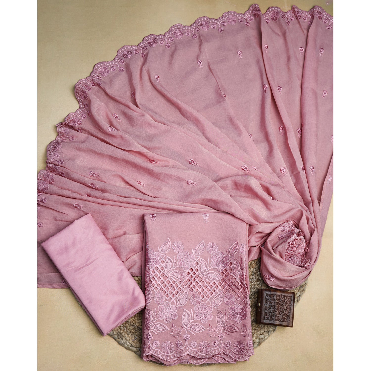 COTTON SILK EMBROIDERED SUIT SET