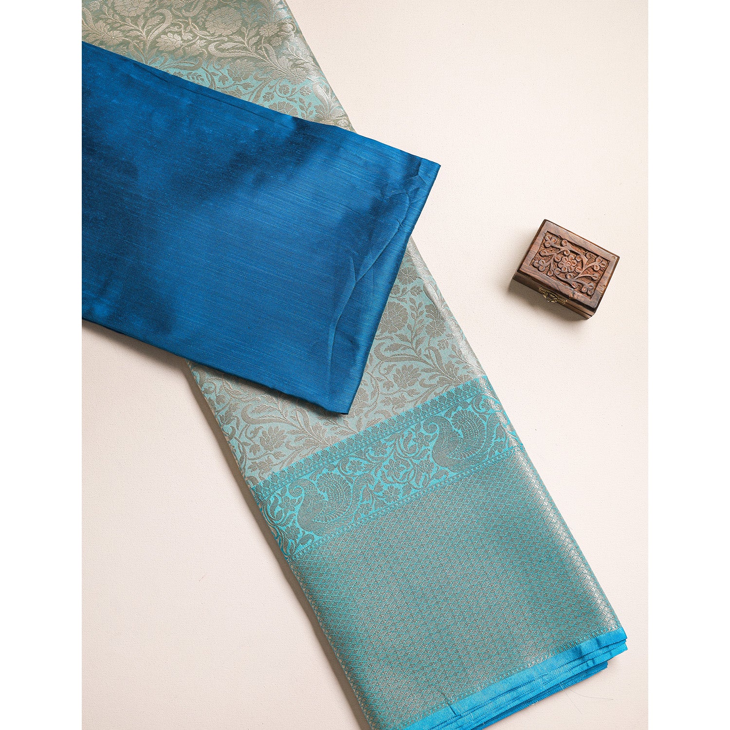 TISSUE SILK-BROCADE MIX & MATCH