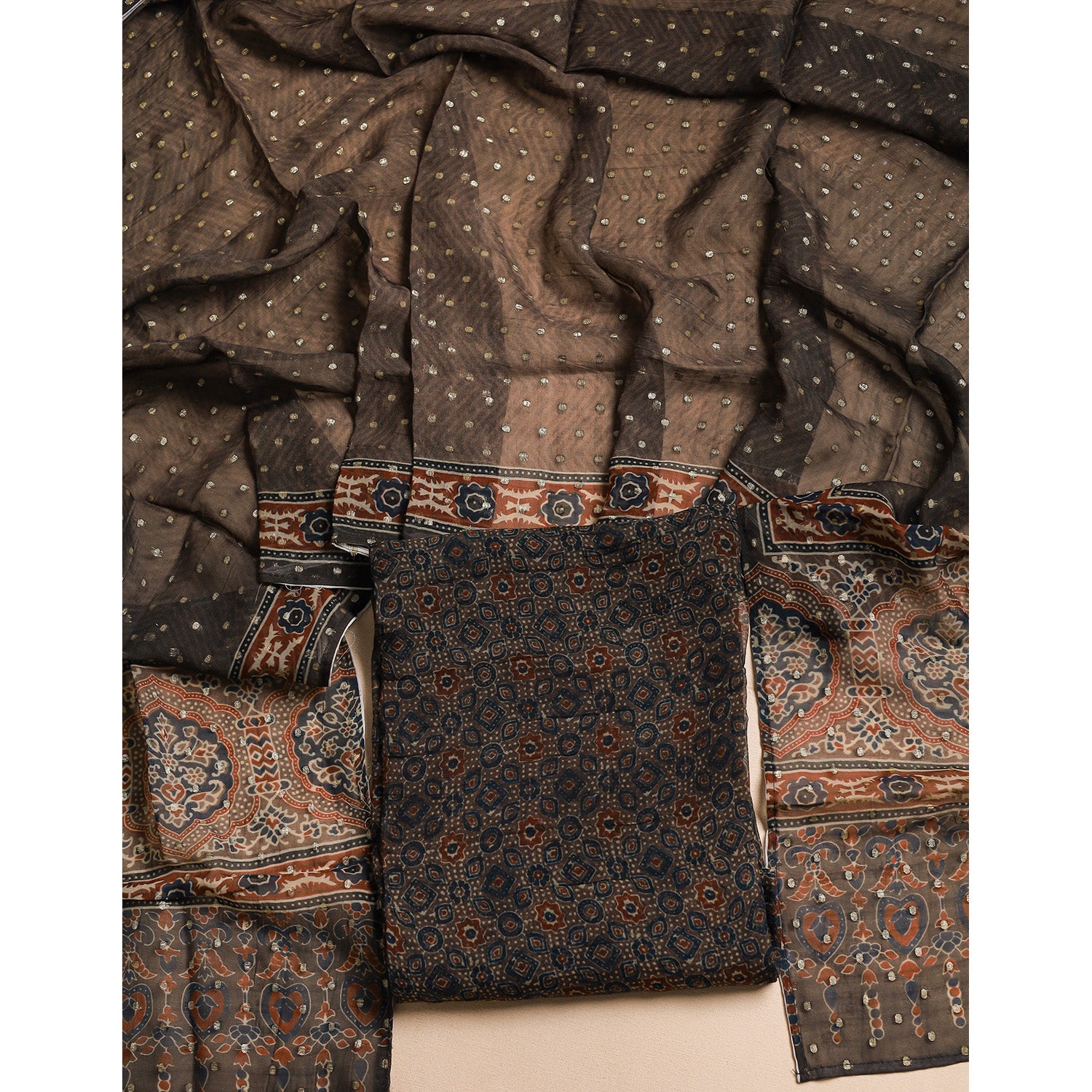 PURE VISCOSE ORGANZA JACQUARD 2 PIECE SUIT SET