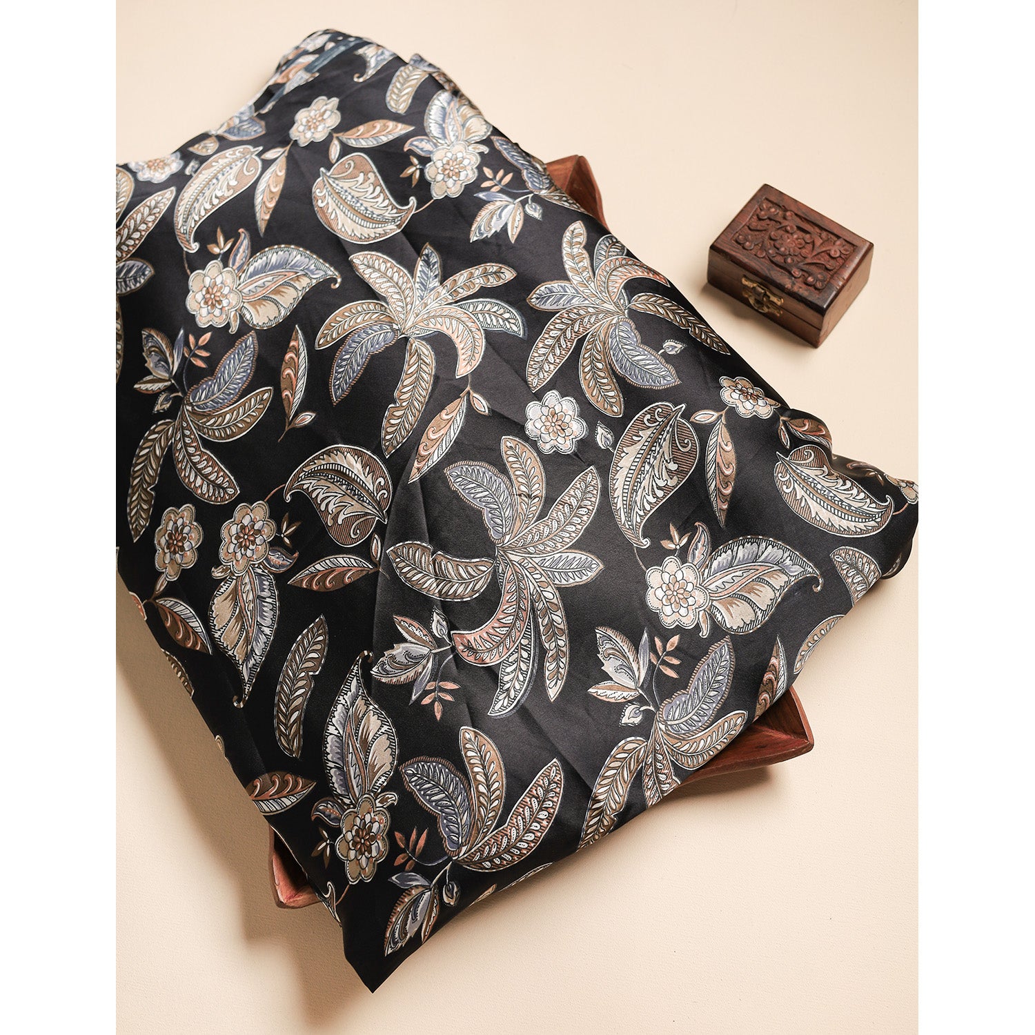 CREPE SILK PRINTED FABRIC