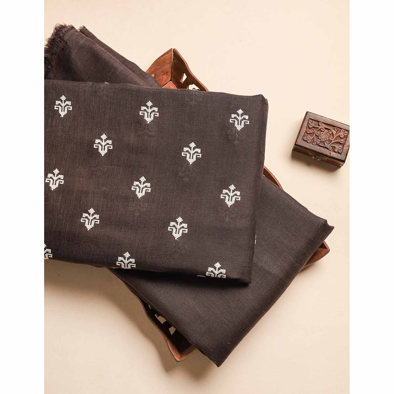 SEMI LINEN EMBROIDERED & PLAIN FABRICS