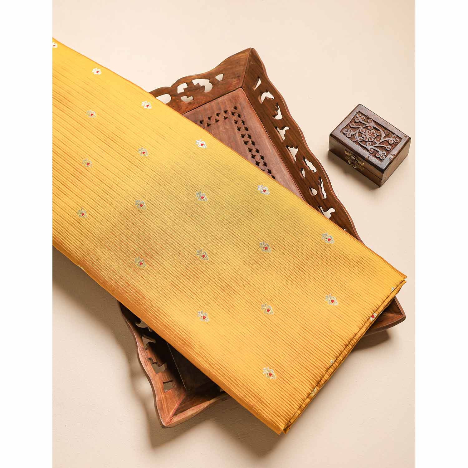 ROYAL BANARASI LINEAGE FABRIC (MEENA BOOTI)