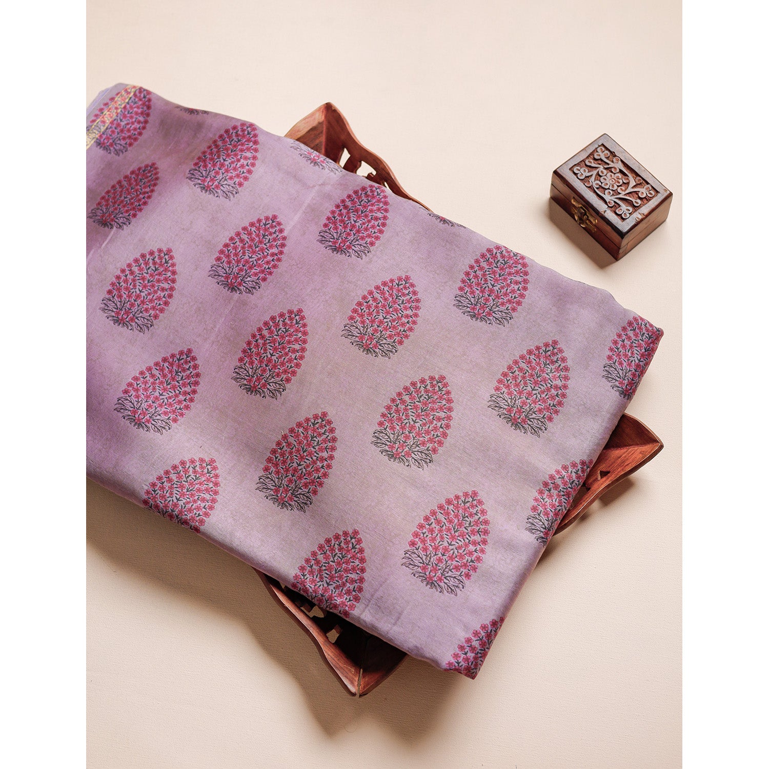 MUL CHANDERI BLOCK PRINTED FABRIC