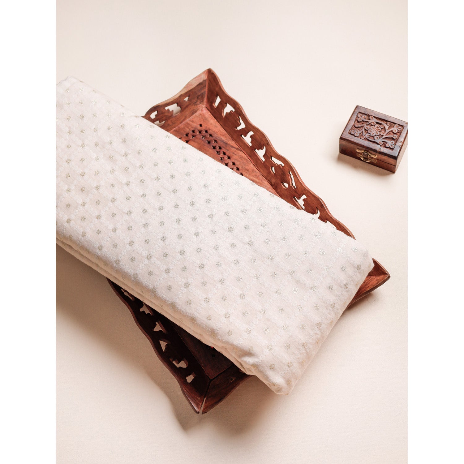 COTTON JACQUARD WOVEN FABRIC