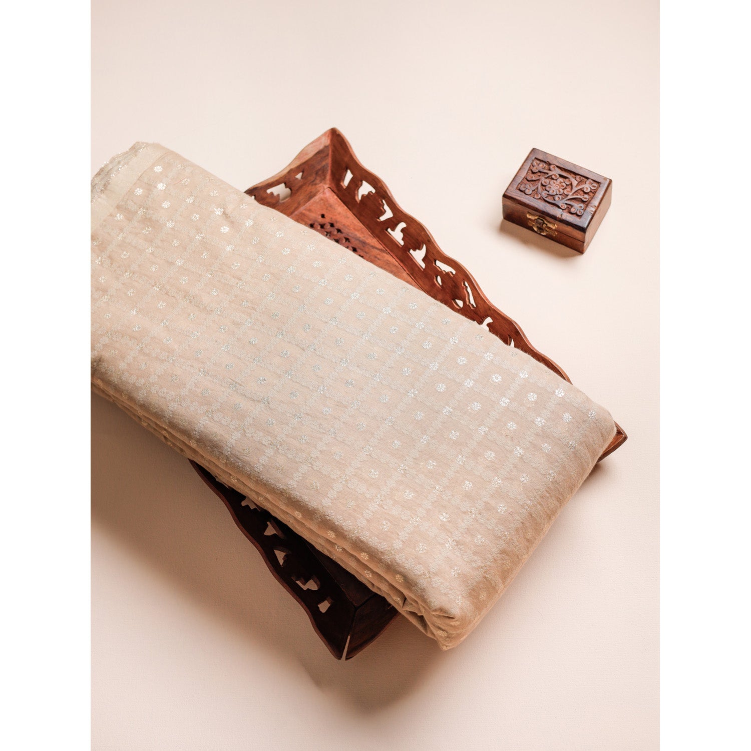 COTTON JACQUARD WOVEN FABRIC