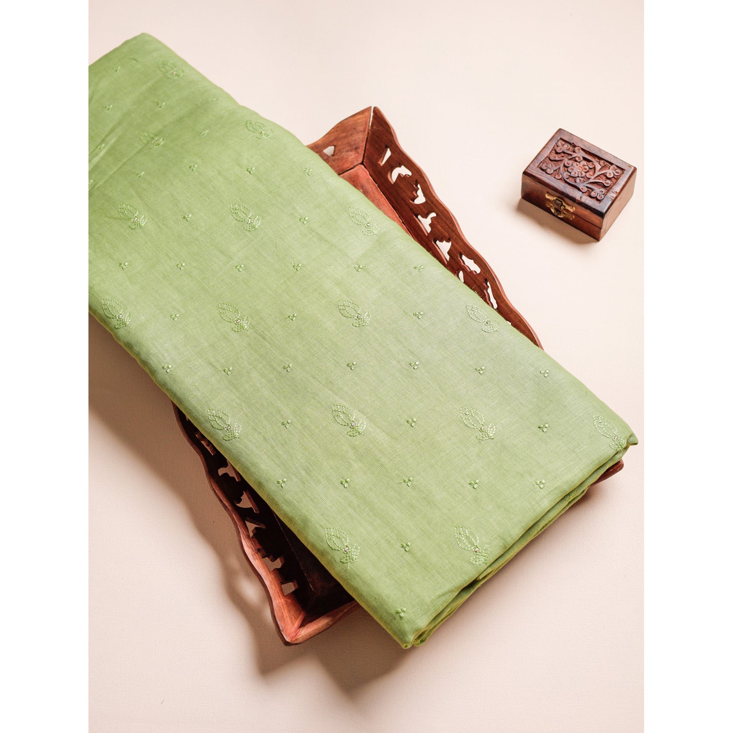 LINEN EMBROIDERED FABRIC