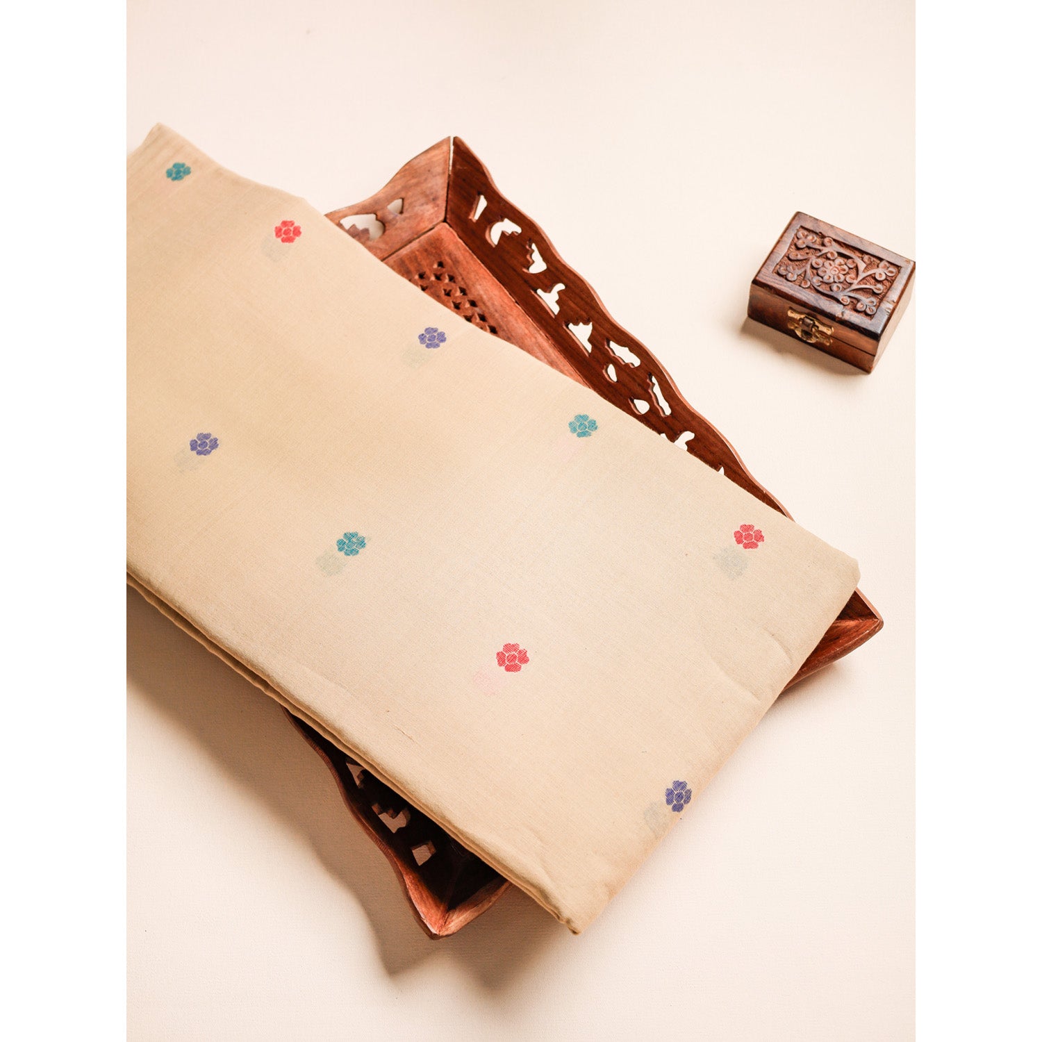 PURE MUL COTTON BENGAL JAMDHANI WOVEN FABRIC