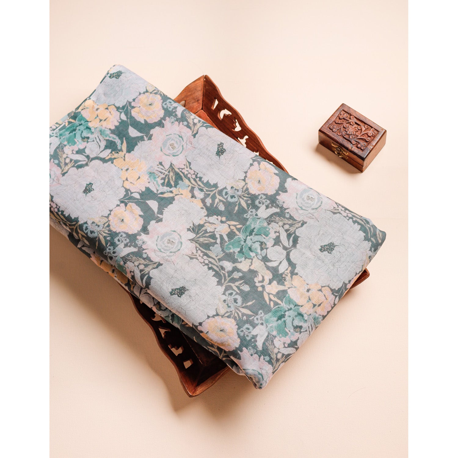 SEMI LINEN DIGITAL PRINTED FABRIC