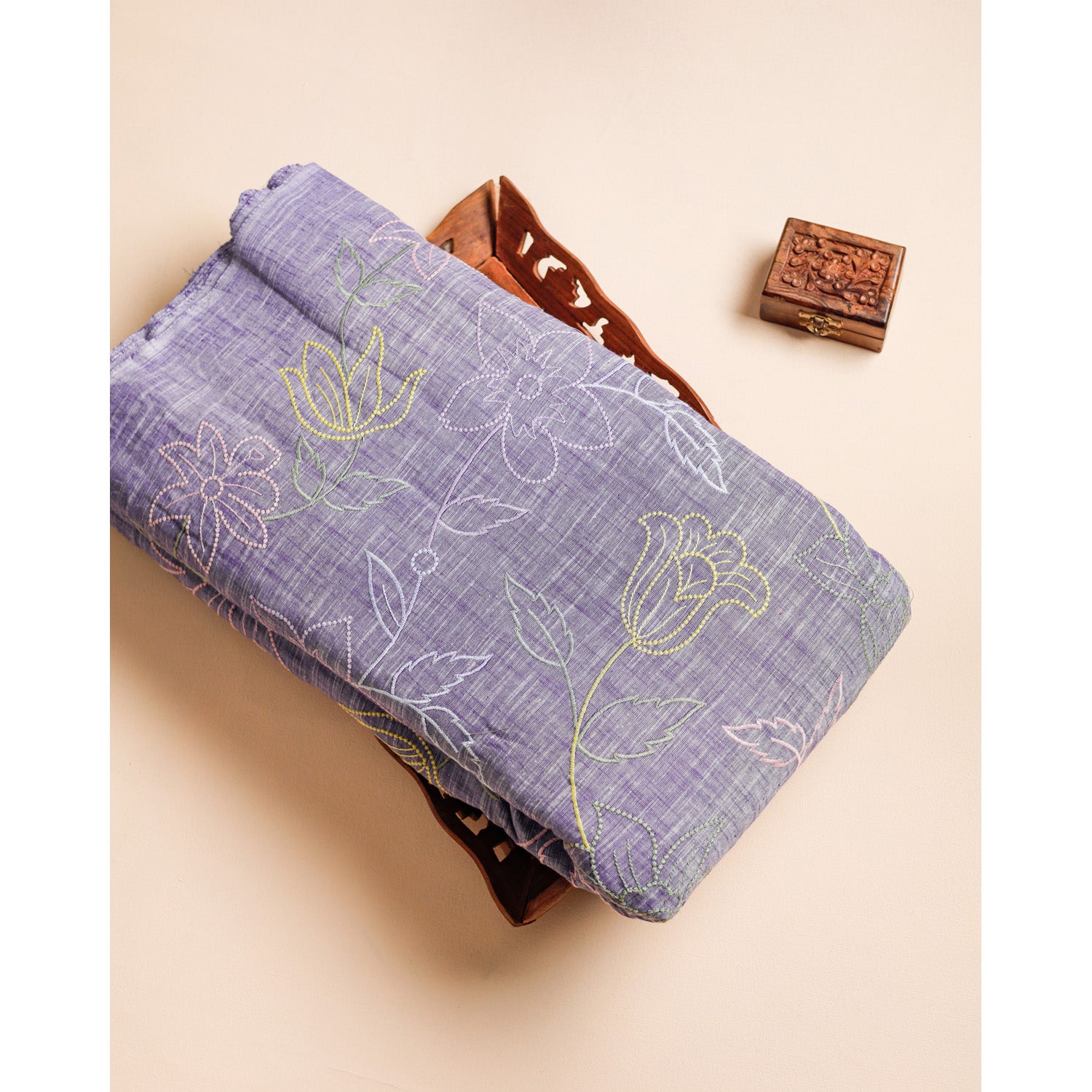 COTTON SLUB EMBROIDERED FABRIC