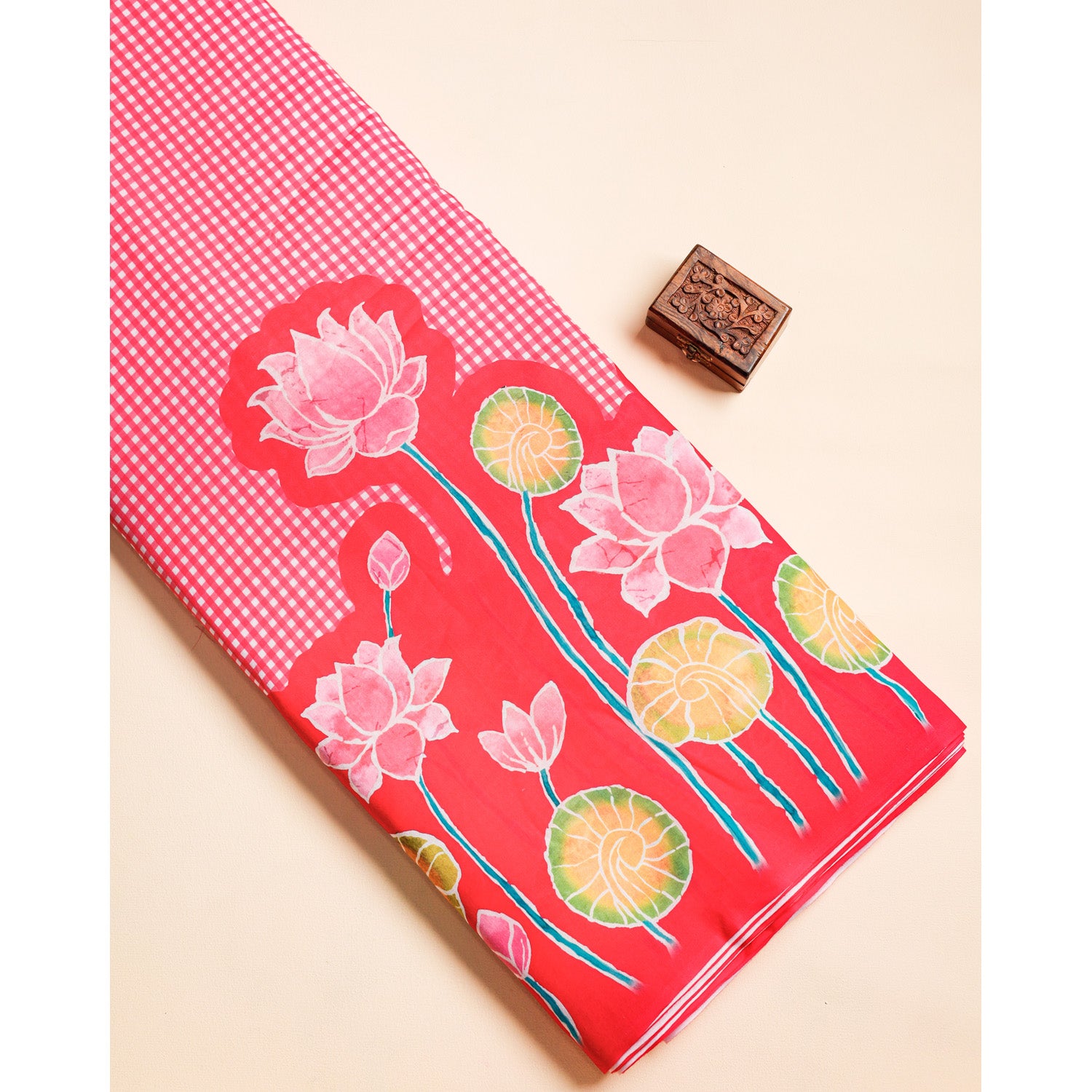 COTTON FLORAL PRINTED FABRIC