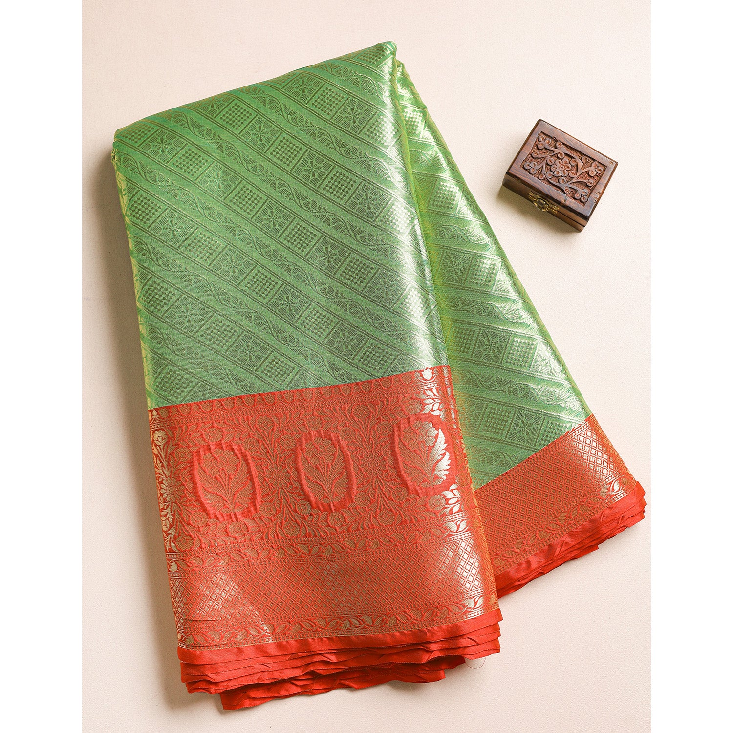 BROCADE SILK BORDER FABRIC