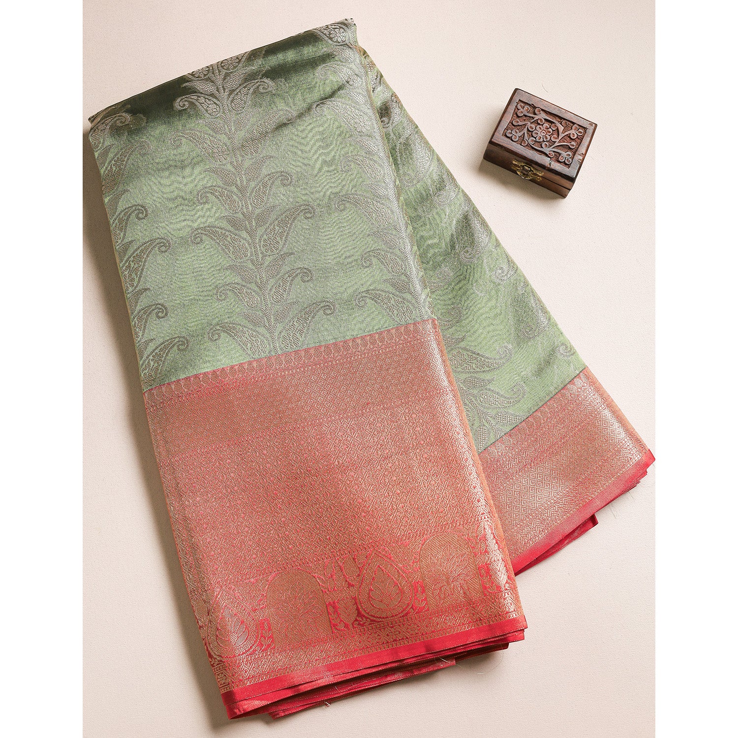 TISSUE SILK BORDER FABRIC