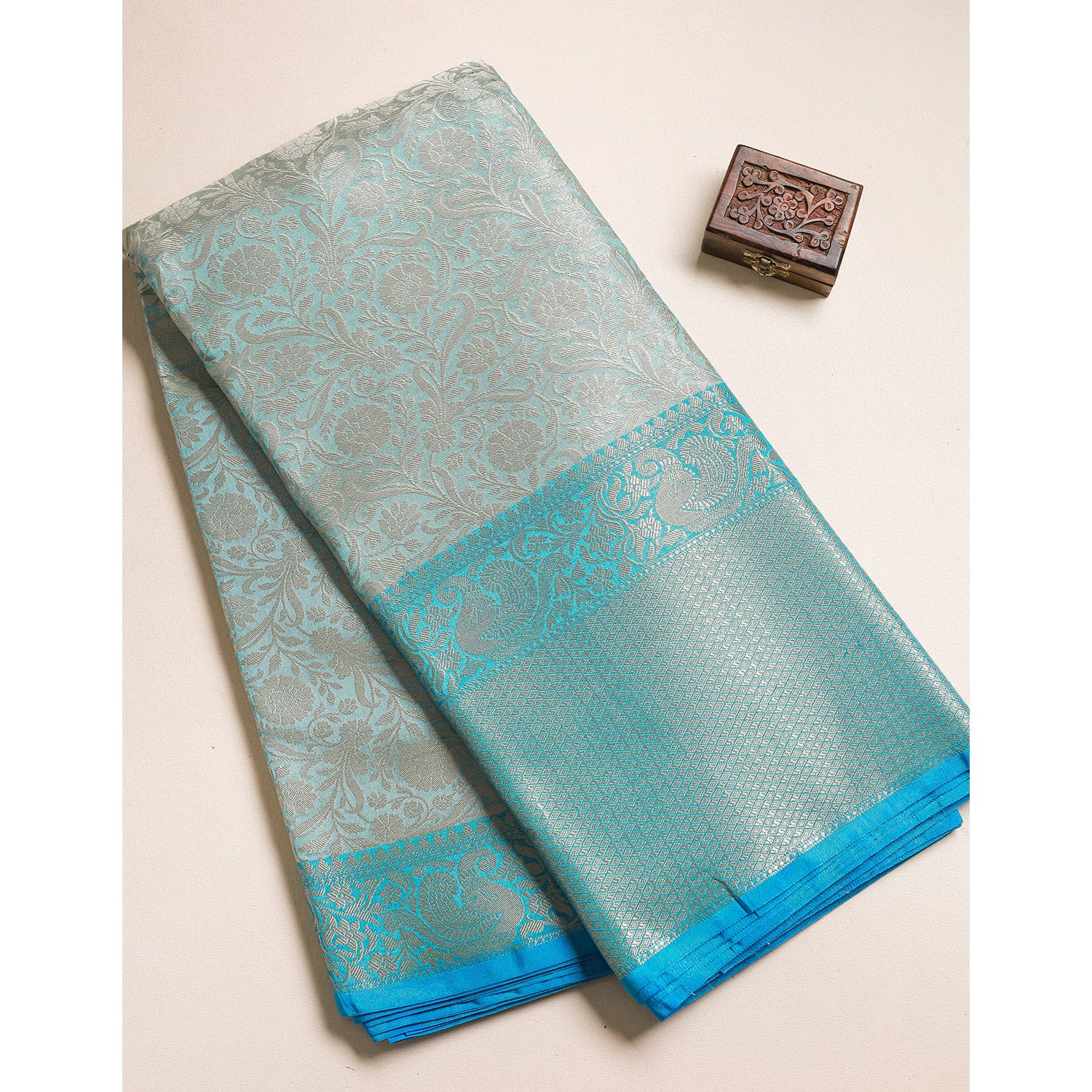 TISSUE SILK BORDER FABRIC