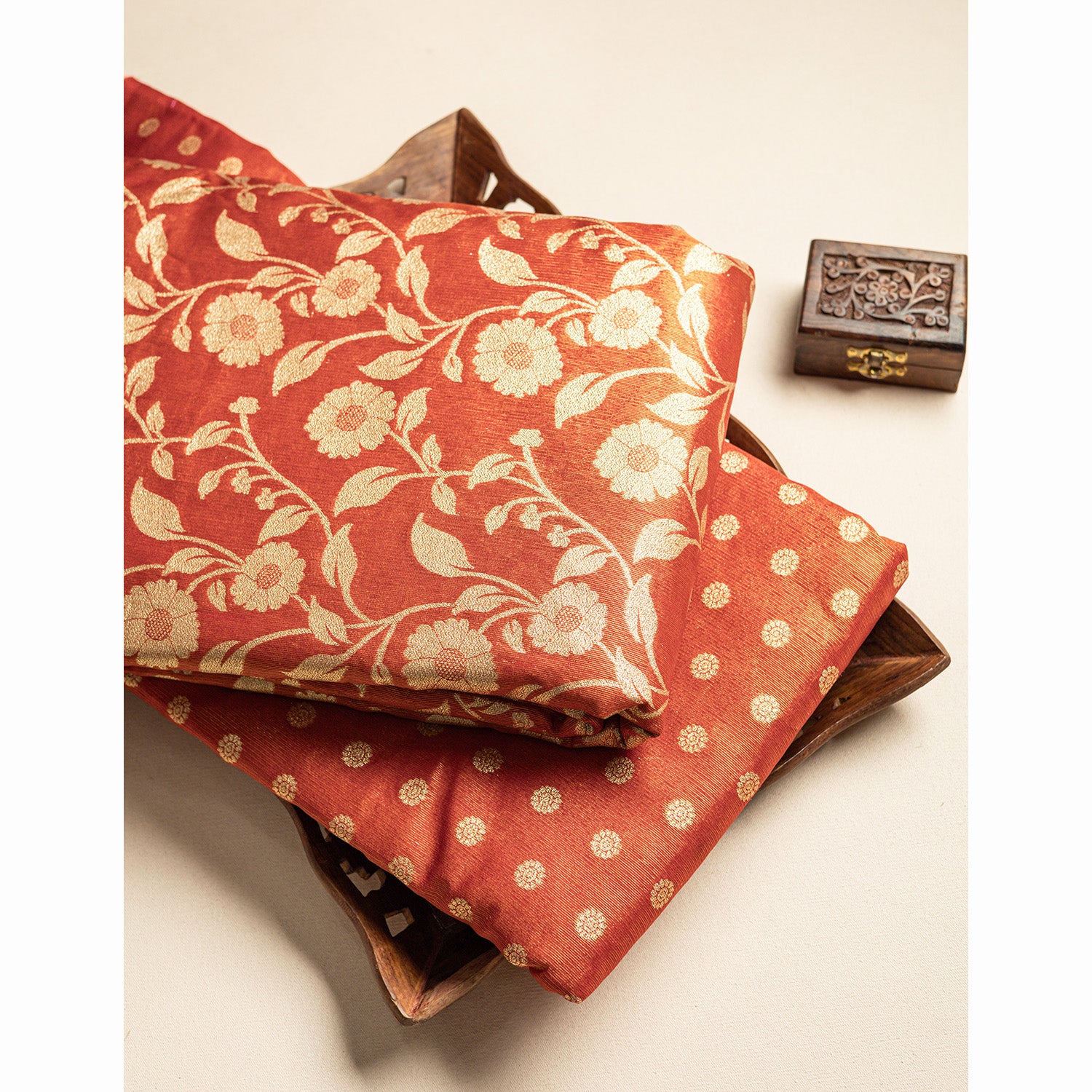 SEMI TISSUE BROCADE FABRIC