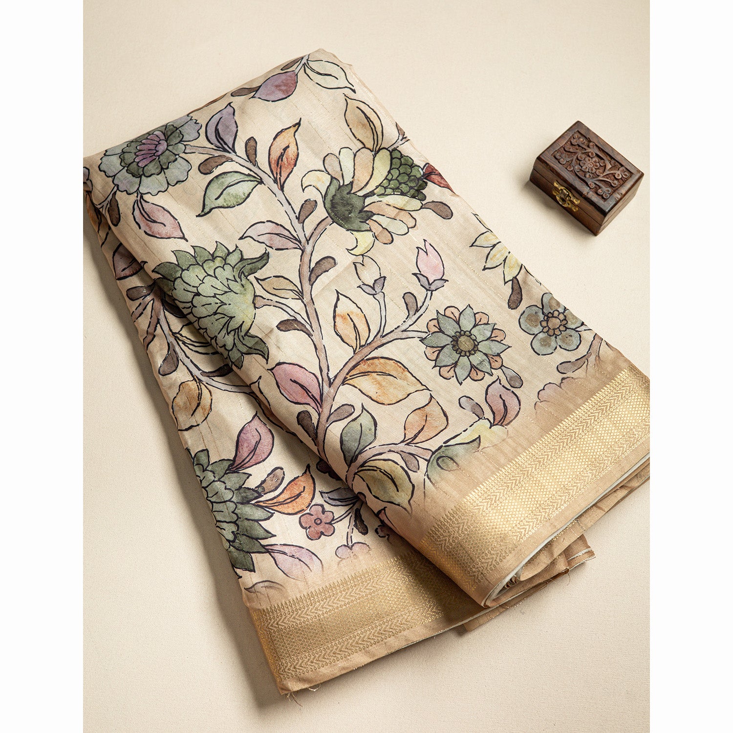 SEMI TUSSAR PRINTED FABRIC