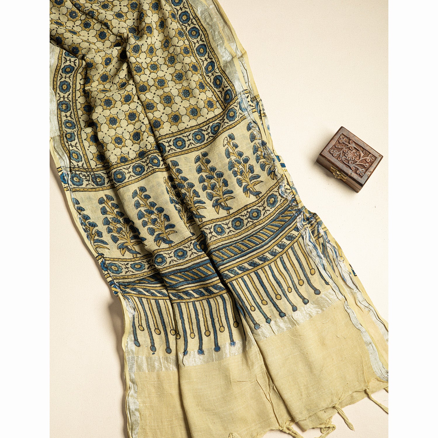 PURE LINEN AJRAKH DUPATTA