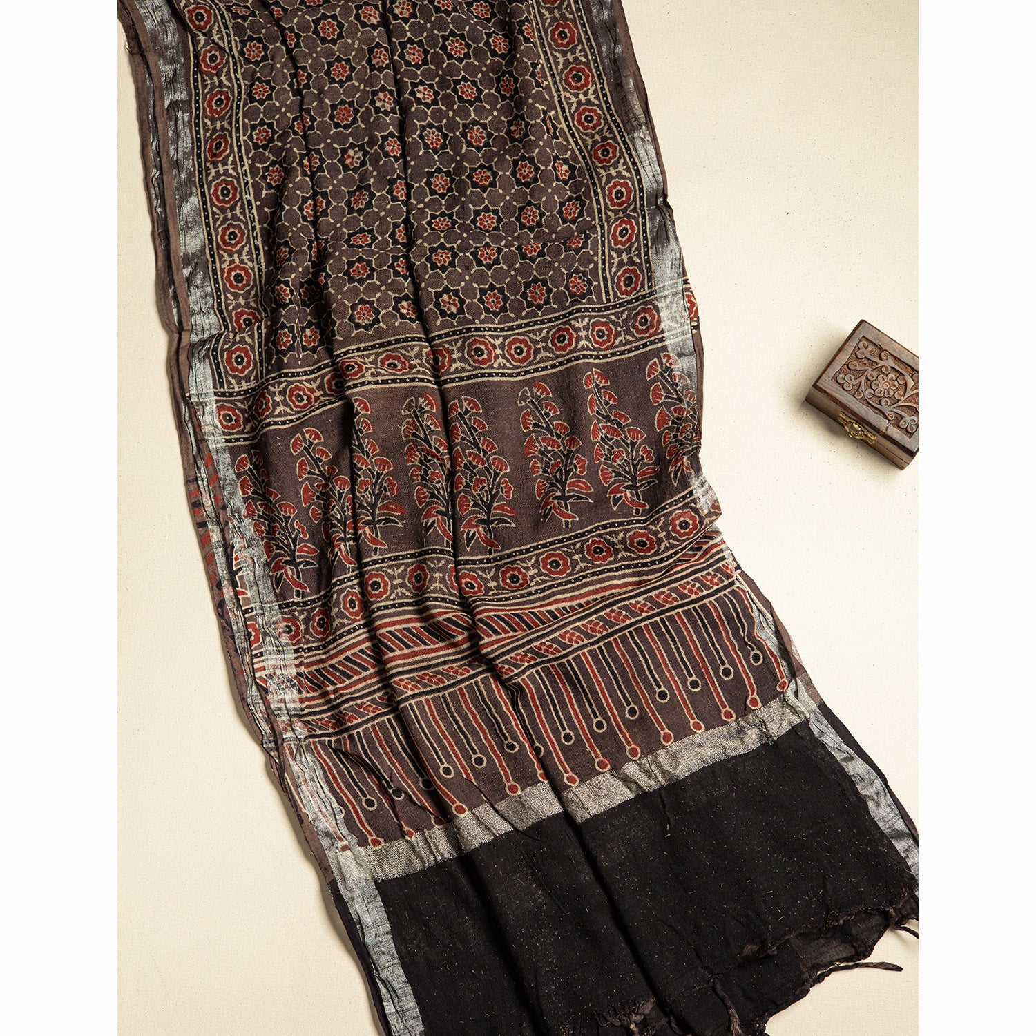 PURE LINEN AJRAKH DUPATTA