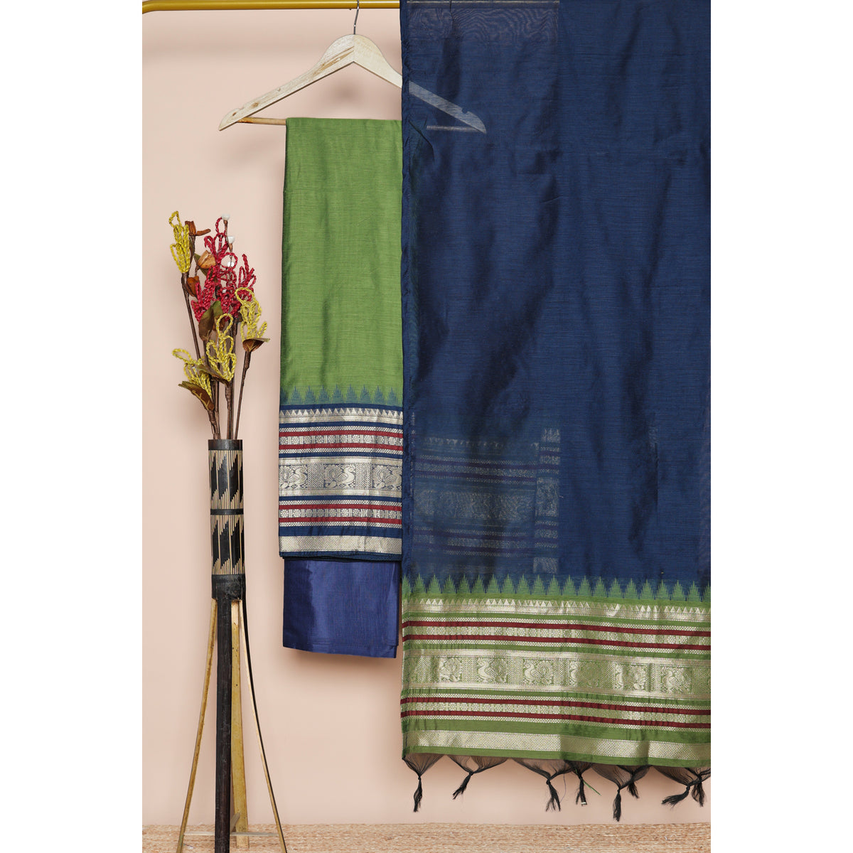 NARAYANPET JACQUARD SILK SUIT SET