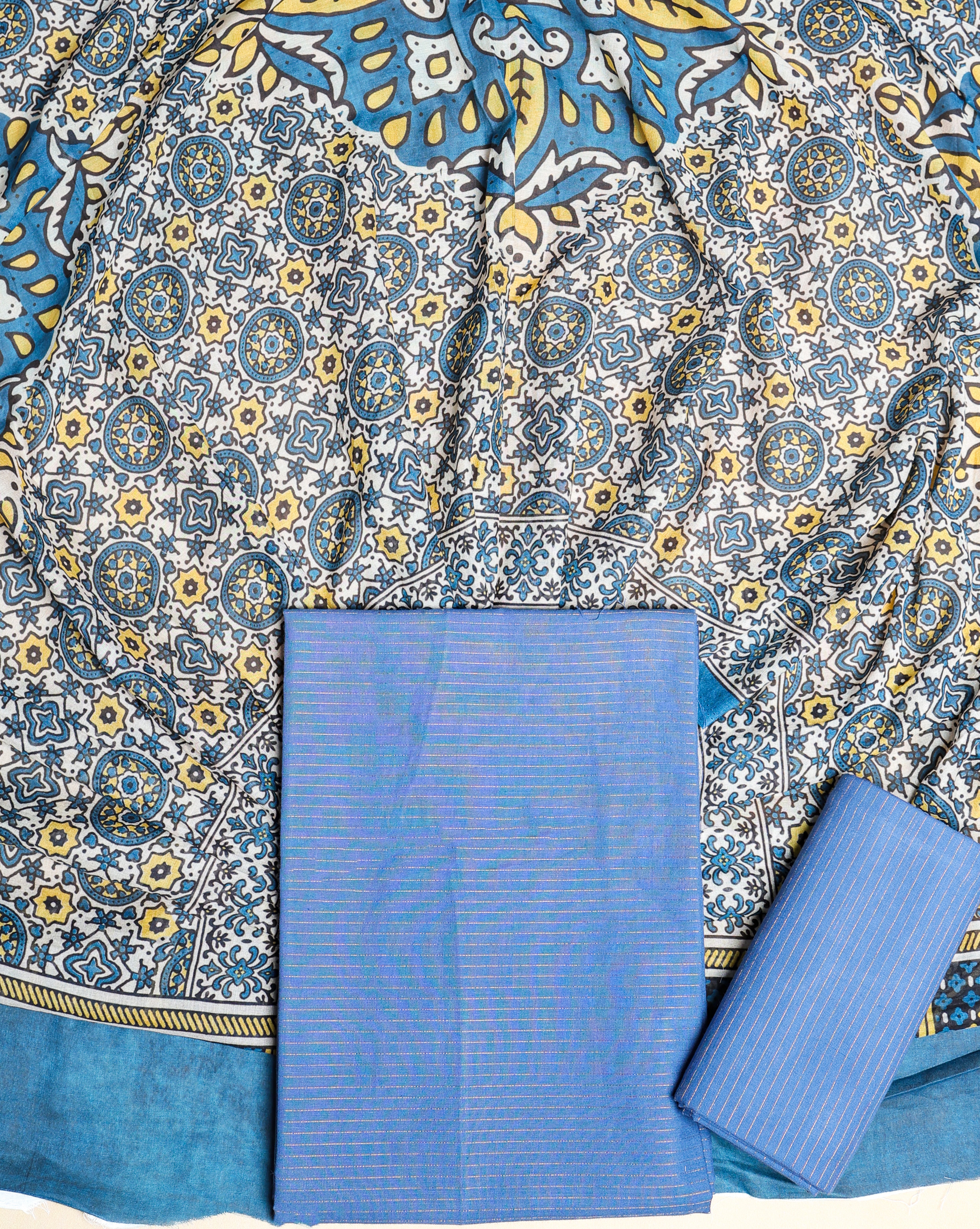 PURE COTTON HANDLOOM SUIT SET