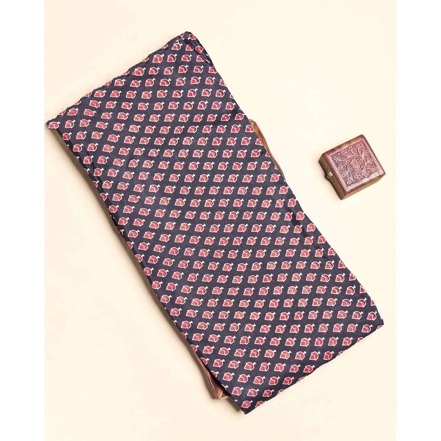 MUSLIN AJRAKH PRINTED FABRIC