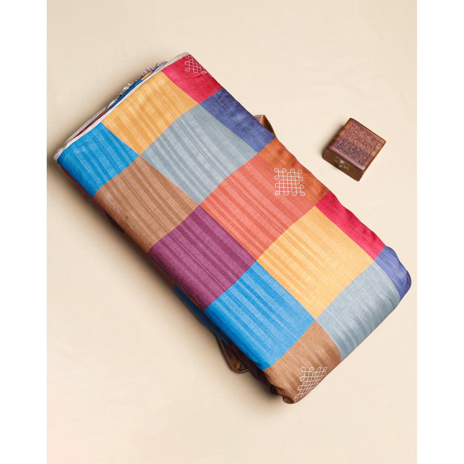 SEMI TUSSAR SILK SLUB MADRAS CHECKS KATTAM FABRIC