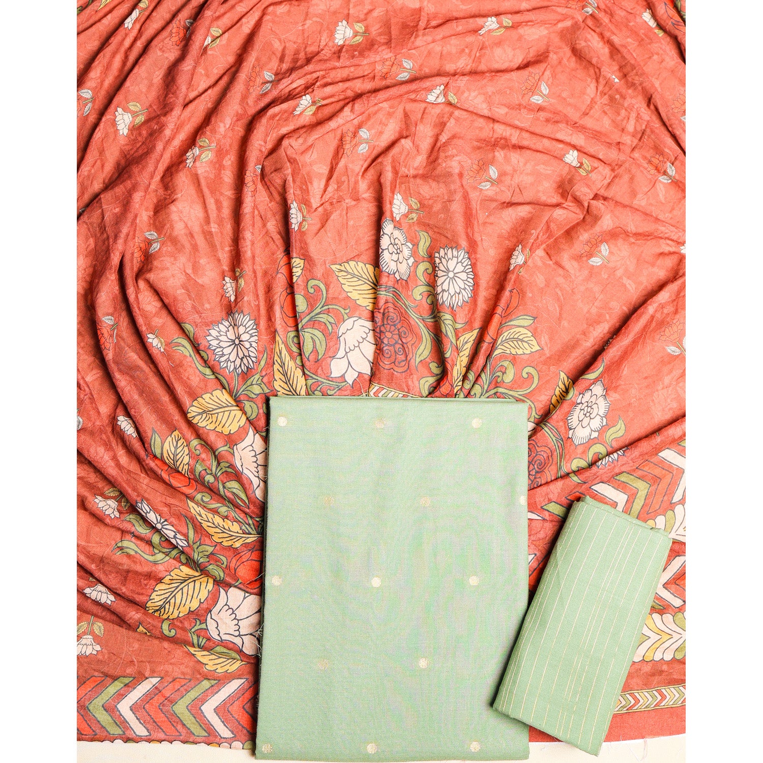 PURE COTTON HANDLOOM SUIT SET