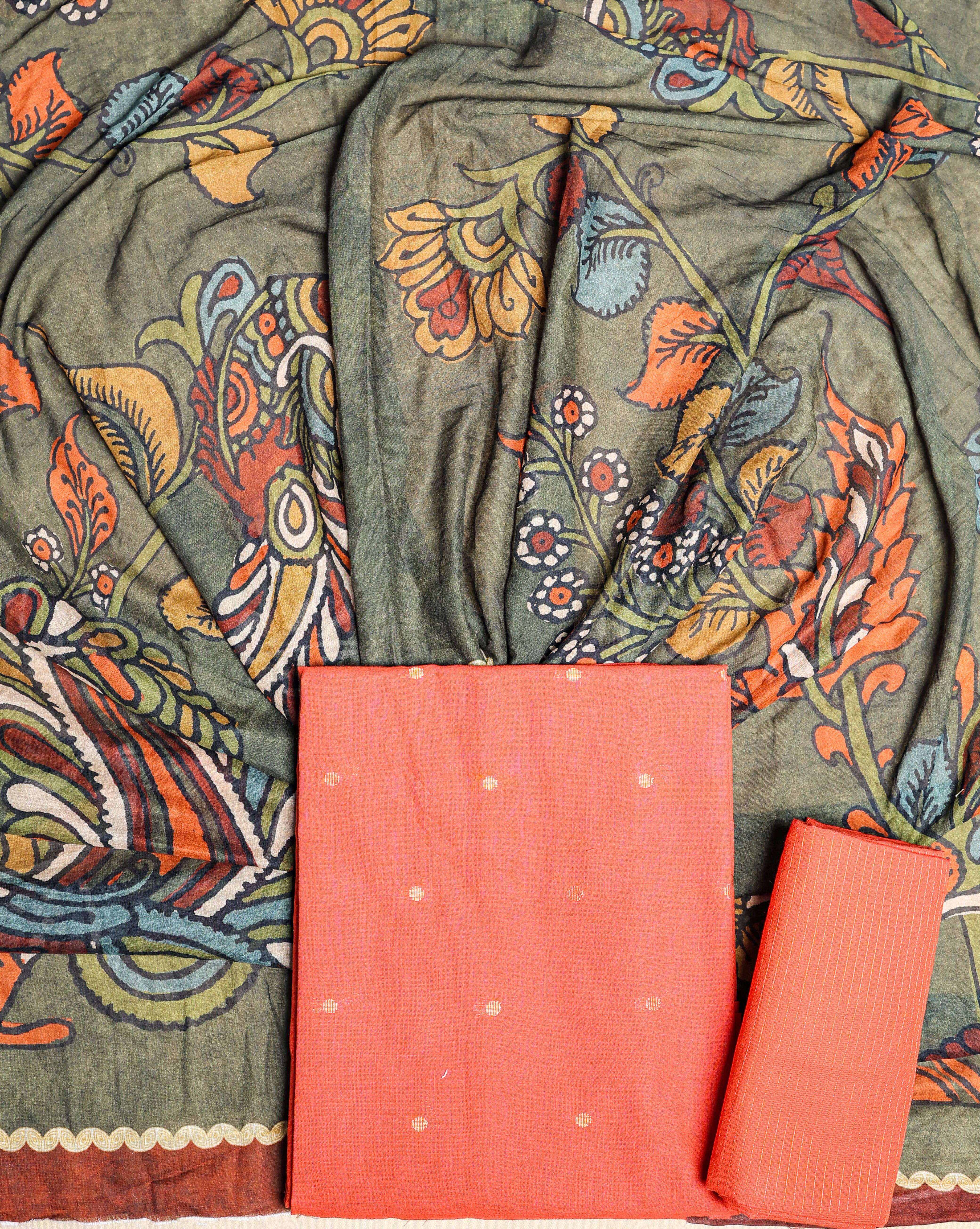 PURE COTTON HANDLOOM SUIT SET