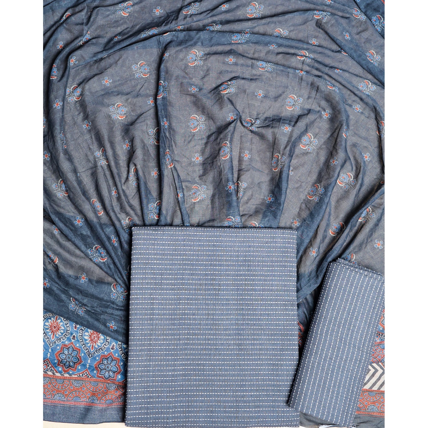 PURE COTTON HANDLOOM SUIT SET