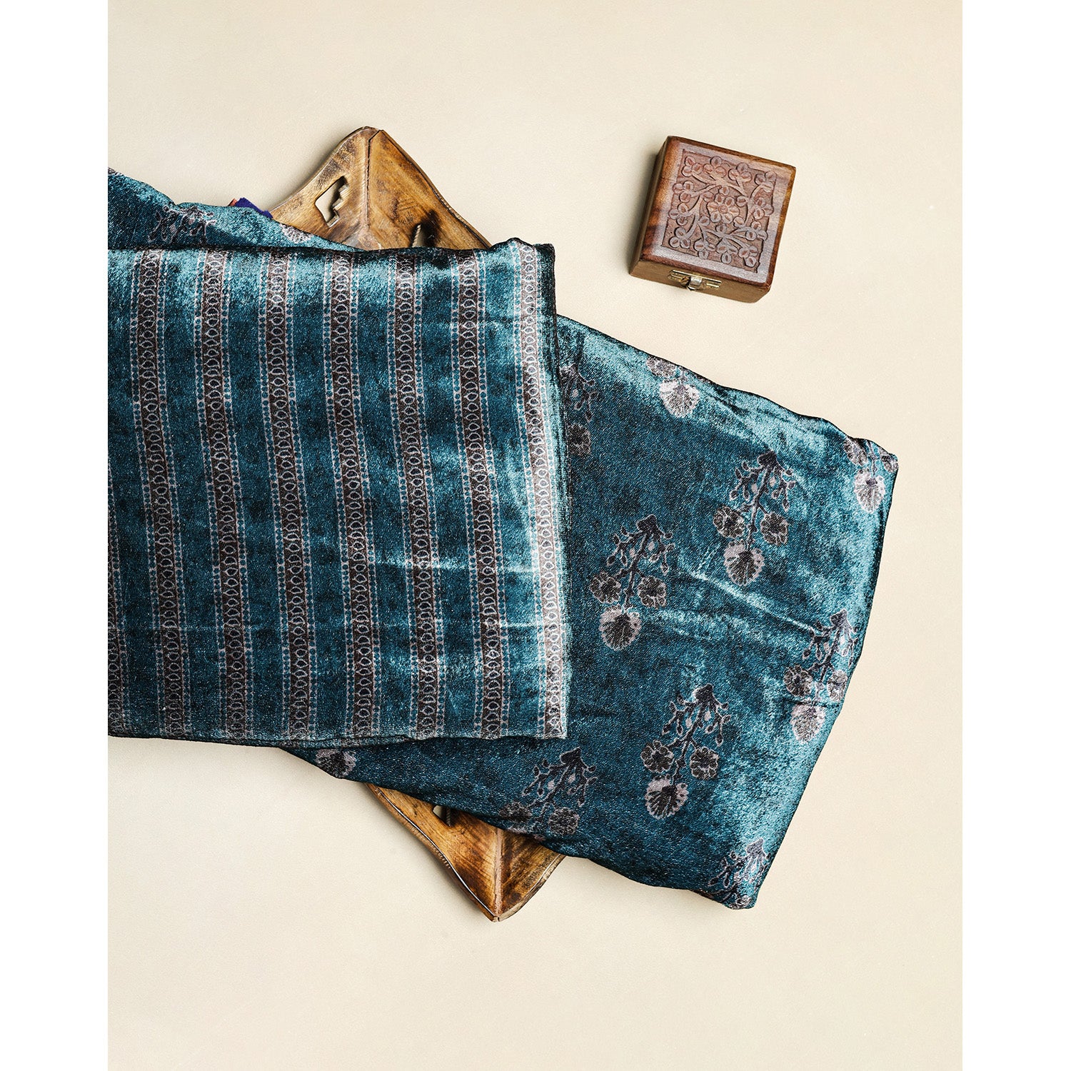 MEHFIL-E-RANG - VELVET DIGITAL PRINTED MIX & MATCH
