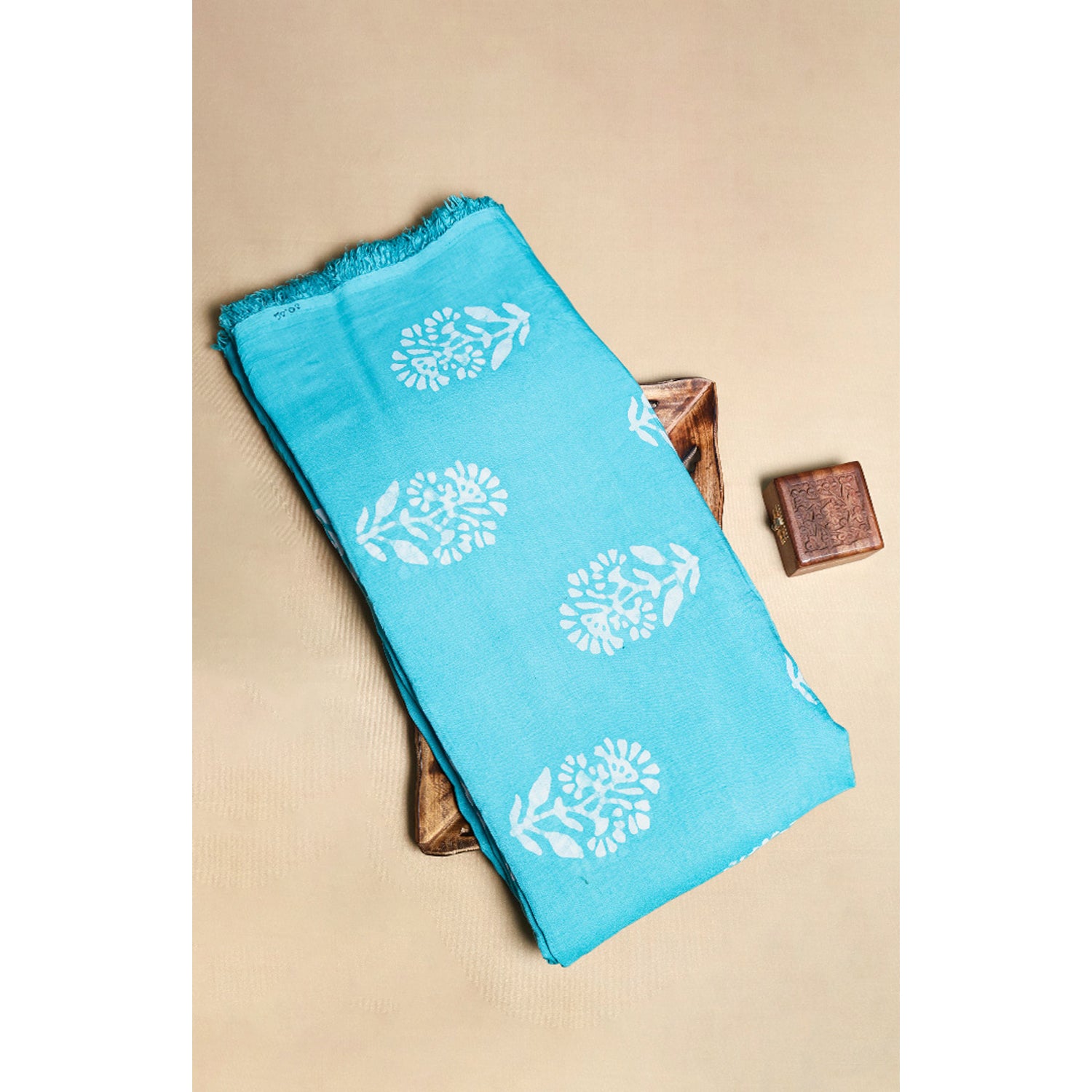 MUSLIN BATIK PRINTED FABRIC