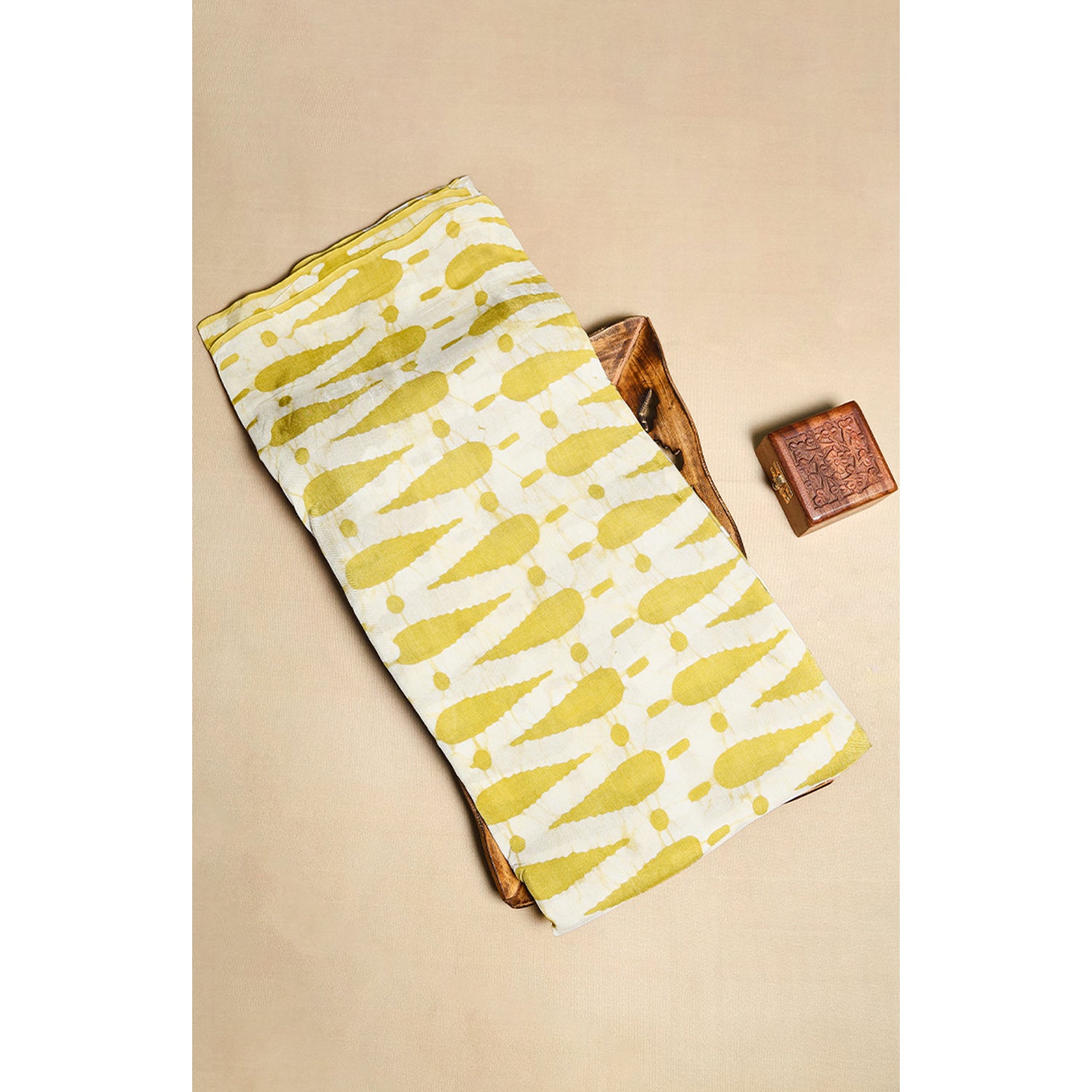 MUSLIN BATIK PRINTED FABRIC