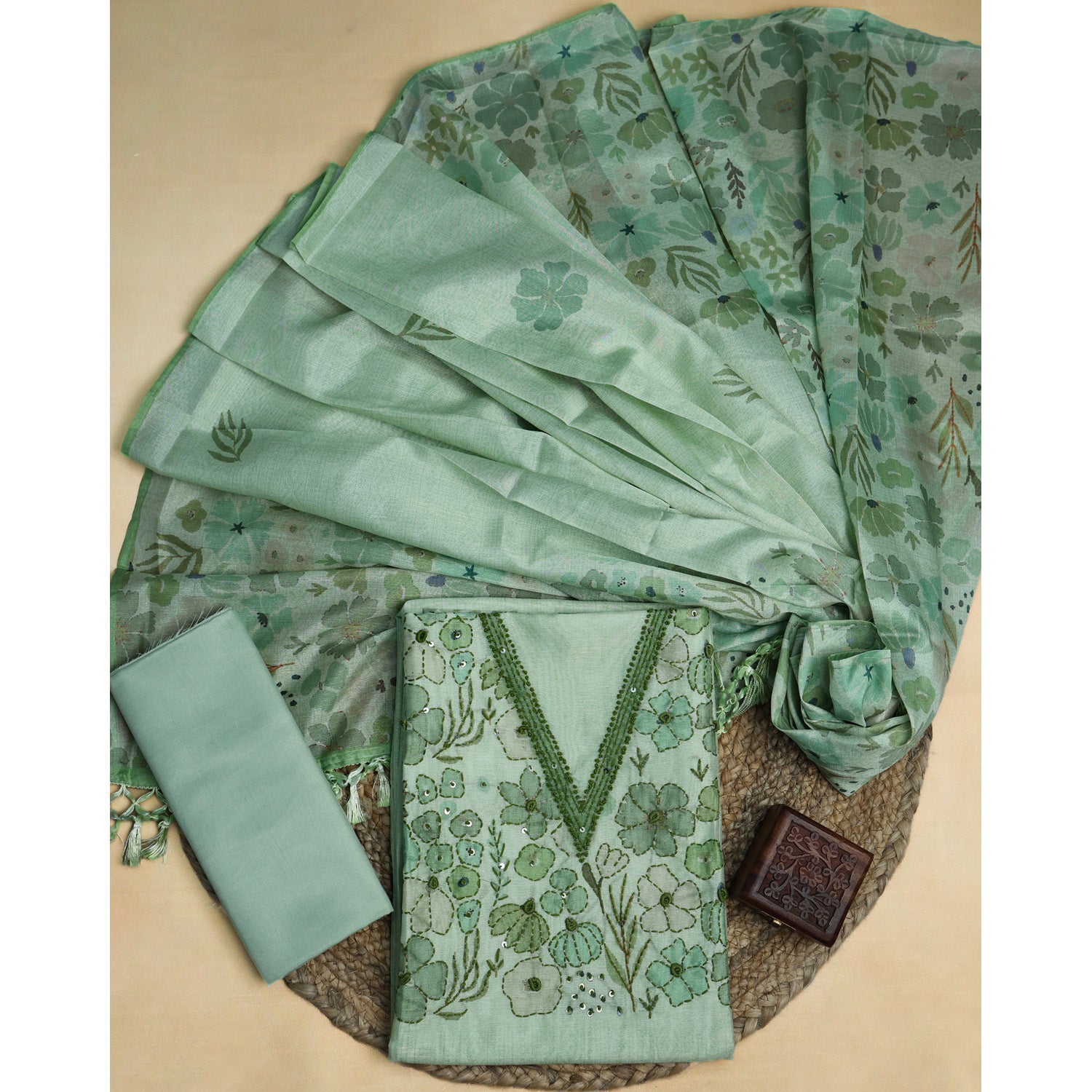 VISCOSE SILK HANDWORK SUIT SET