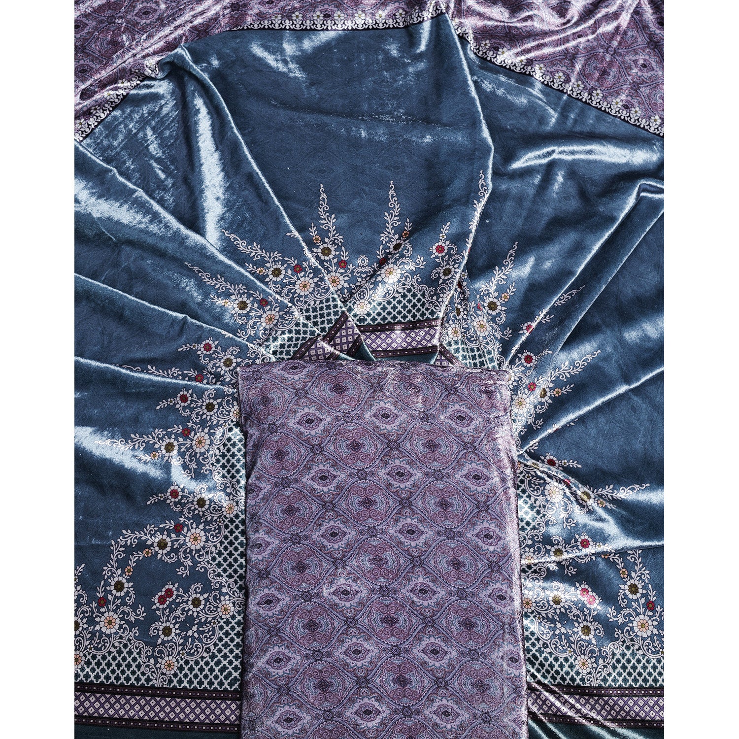 MEHFIL-E-RANG - VELVET DIGITAL PRINTED 2 PIECE SET