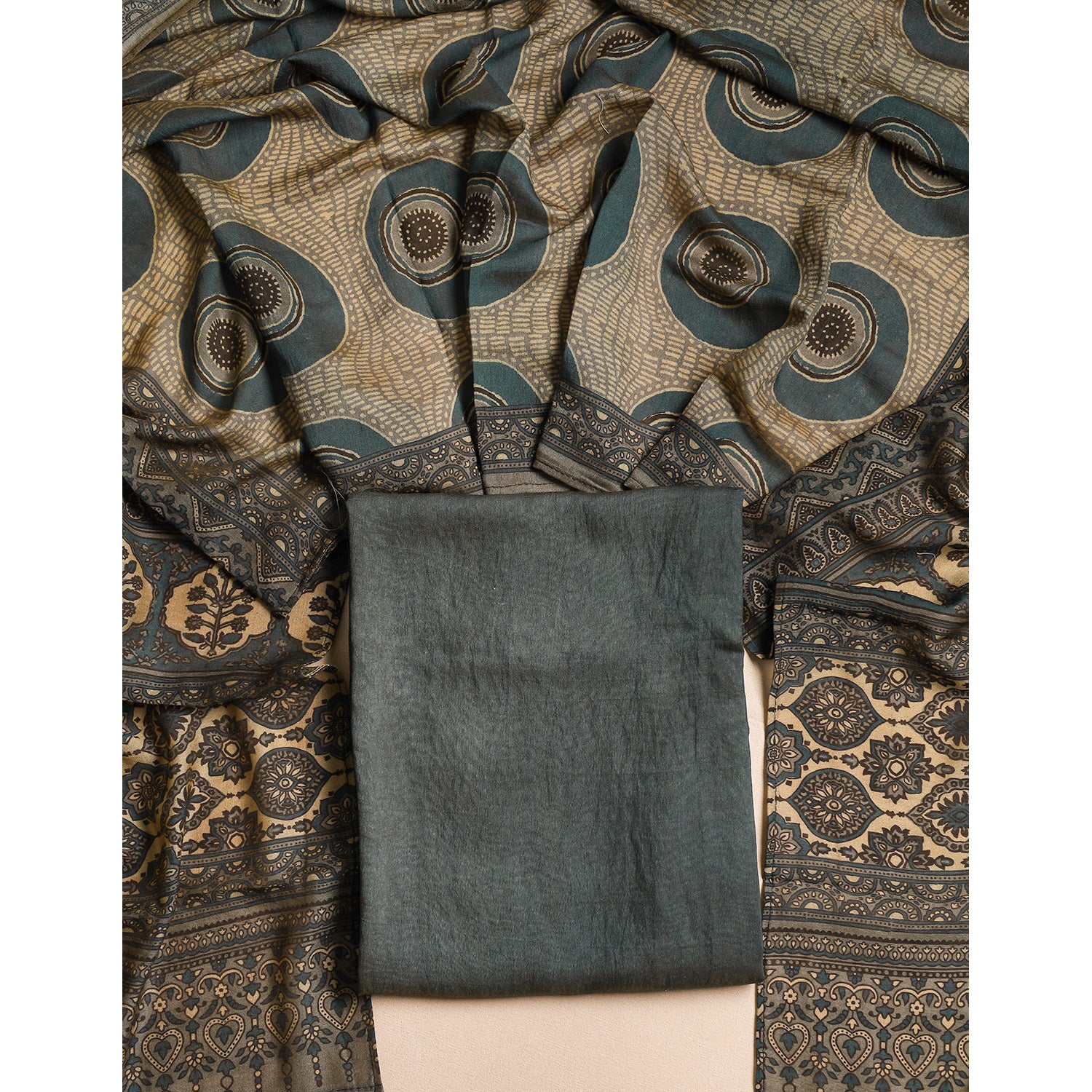 MOGRA CHANDERI SILK 2 PIECE SET