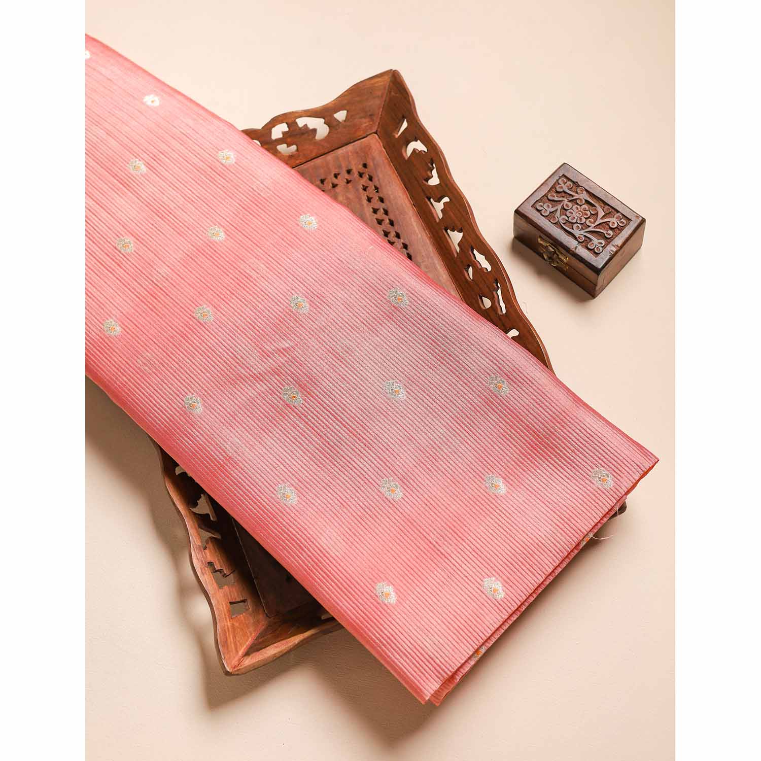 ROYAL BANARASI LINEAGE FABRIC (MEENA BOOTI)