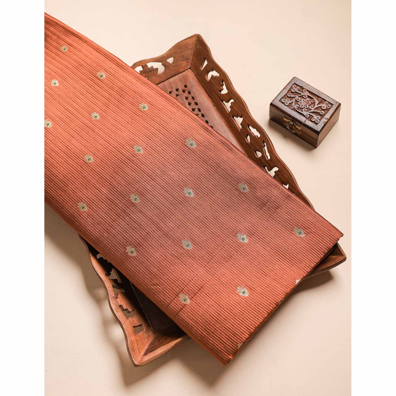 ROYAL BANARASI LINEAGE FABRIC (MEENA BOOTI)