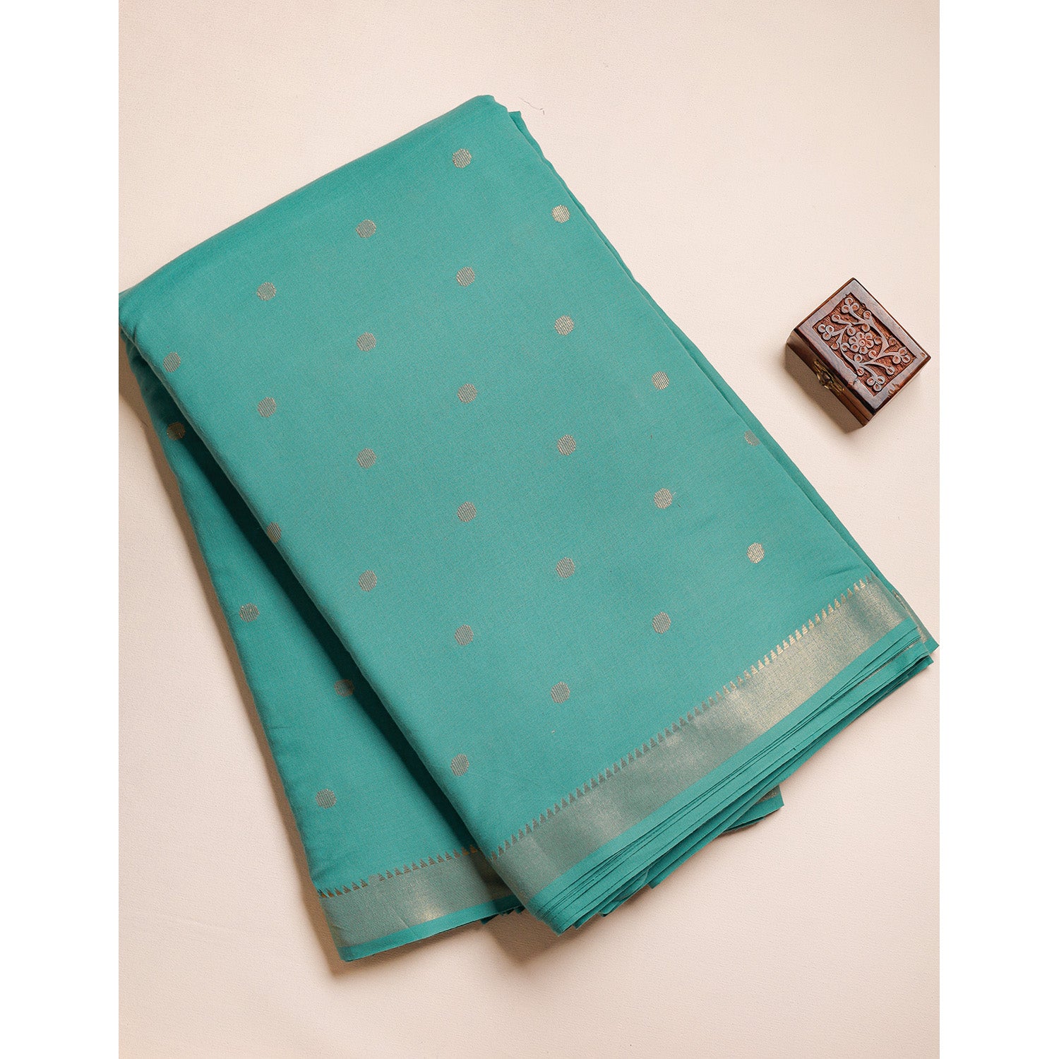 COTTON WOVEN LUREX BORDER FABRIC