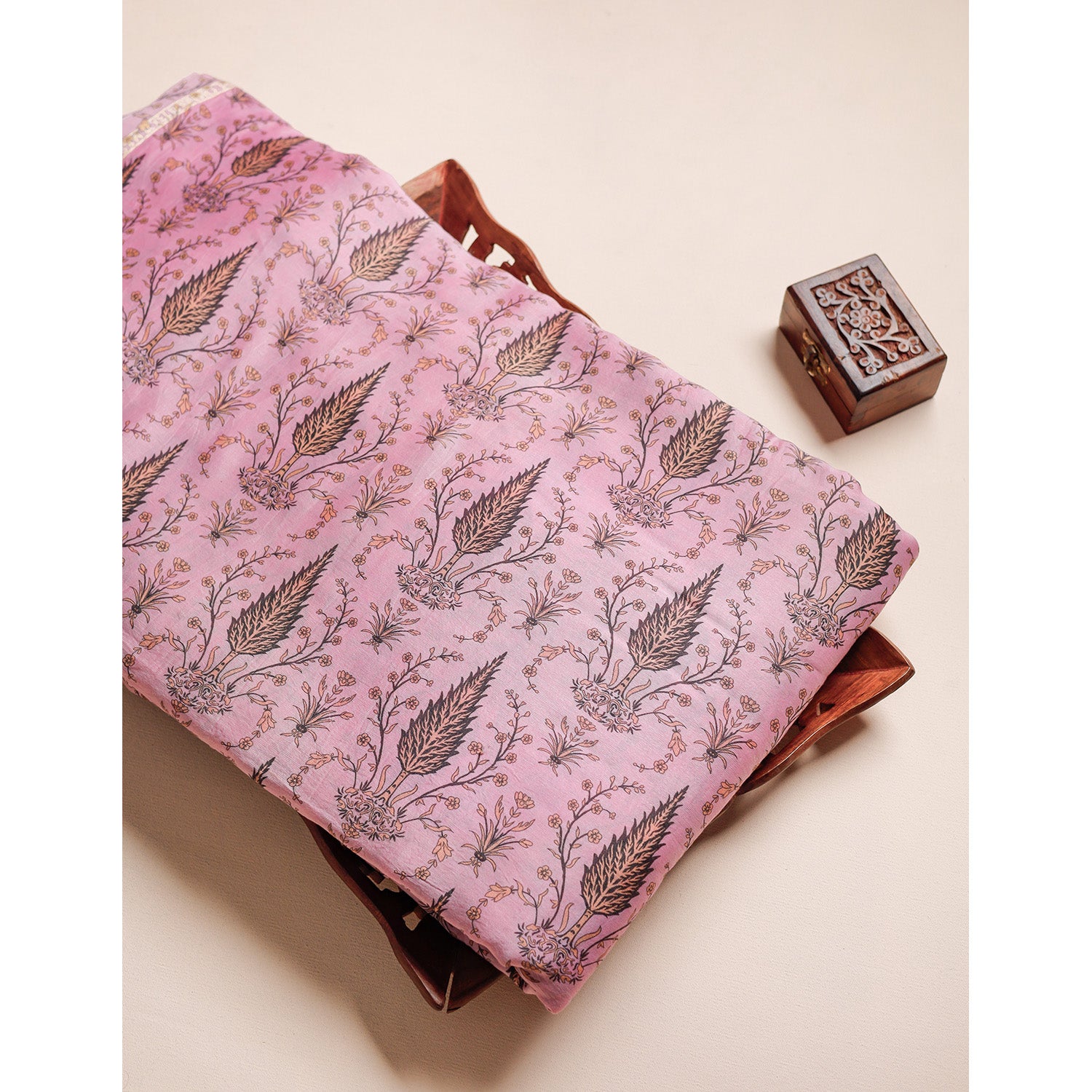 MUL CHANDERI BLOCK PRINTED FABRIC