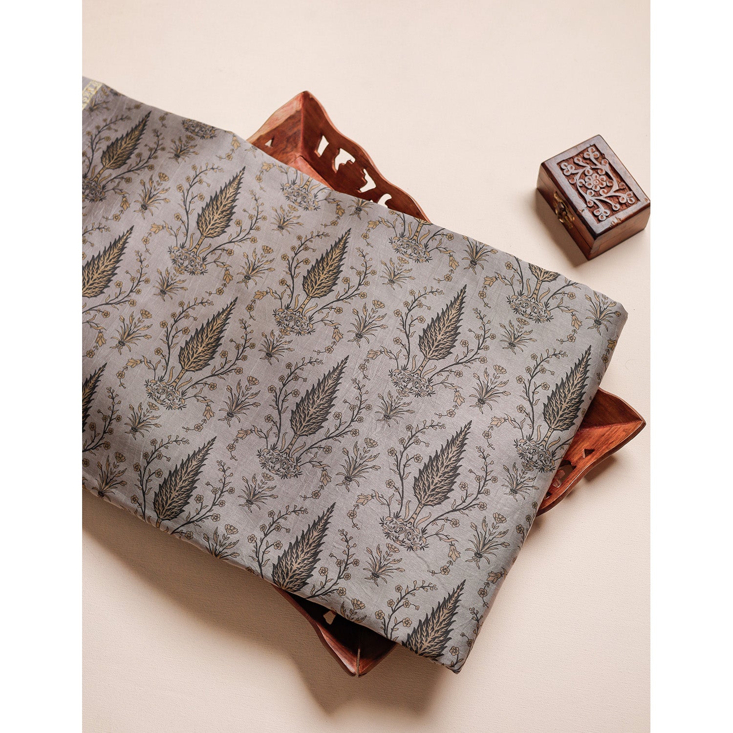 MUL CHANDERI BLOCK PRINTED FABRIC